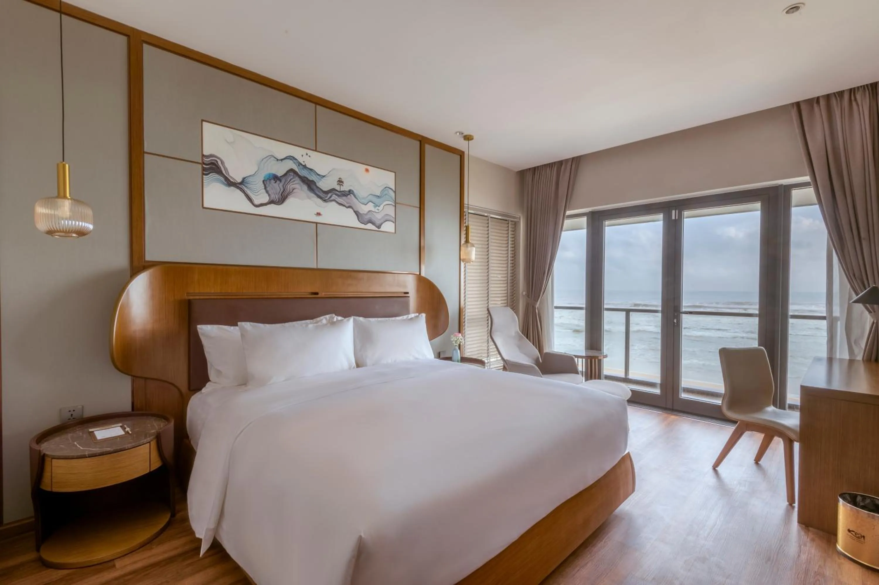 Bedroom, Bed in KOI Resort & Residence Da Nang - Inclusive Spa access
