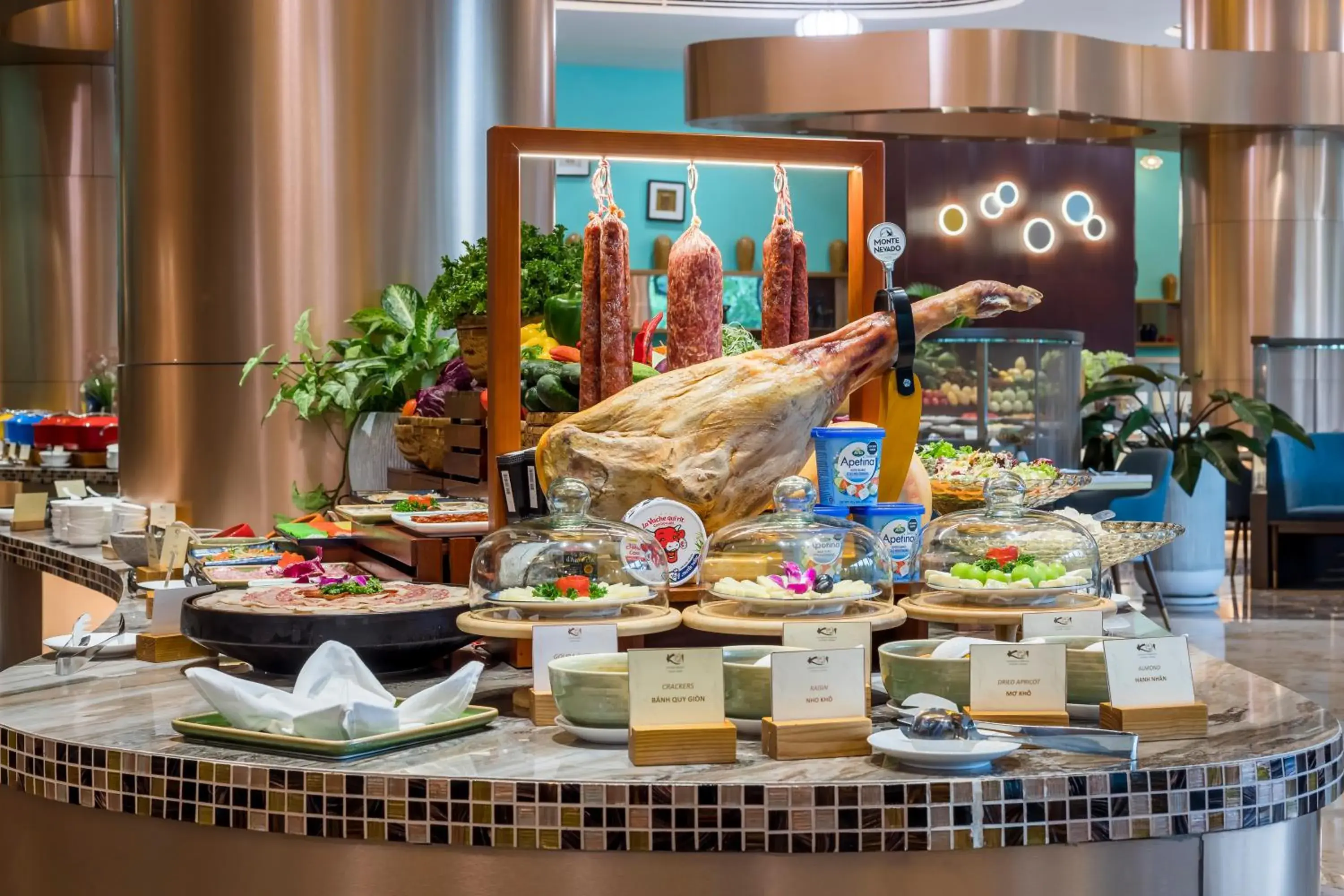 Restaurant/places to eat in KOI Resort & Residence Da Nang - Inclusive Spa access Restaurant/places to eat in KOI Resort & Residence Da Nang - Inclusive Spa access