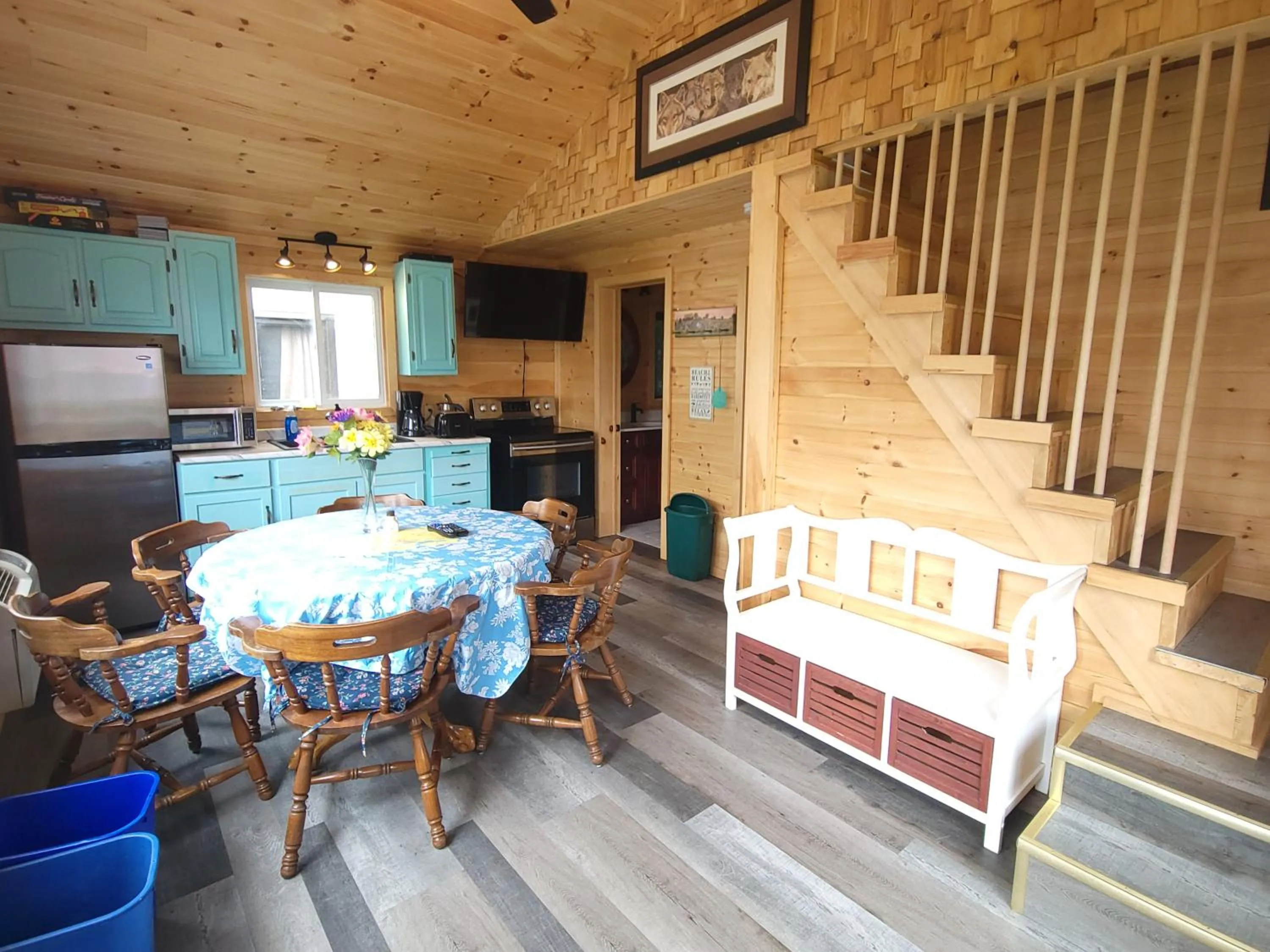 Kitchen or kitchenette in Stoneburg Cove Cottages
