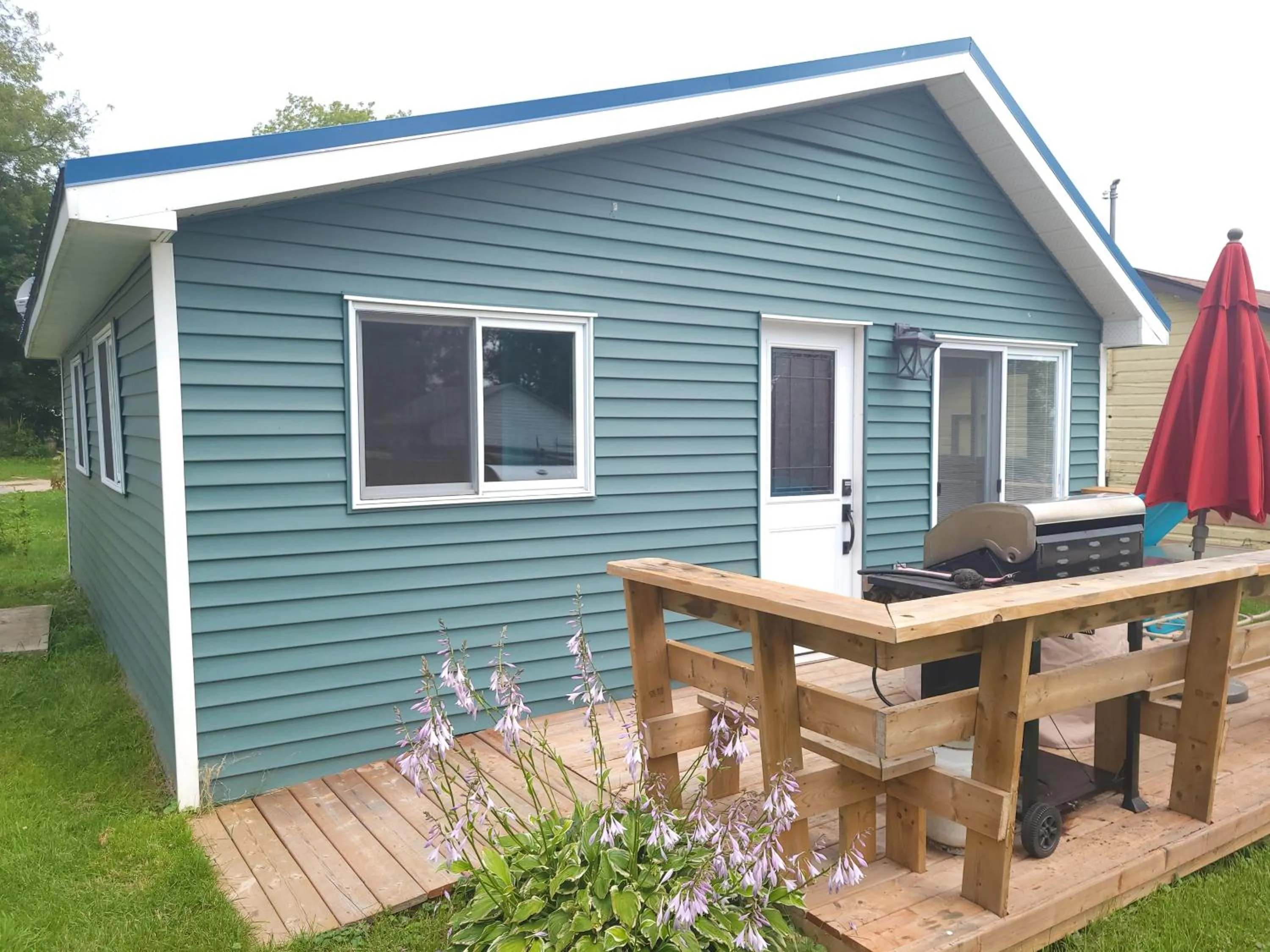Patio in Stoneburg Cove Cottages