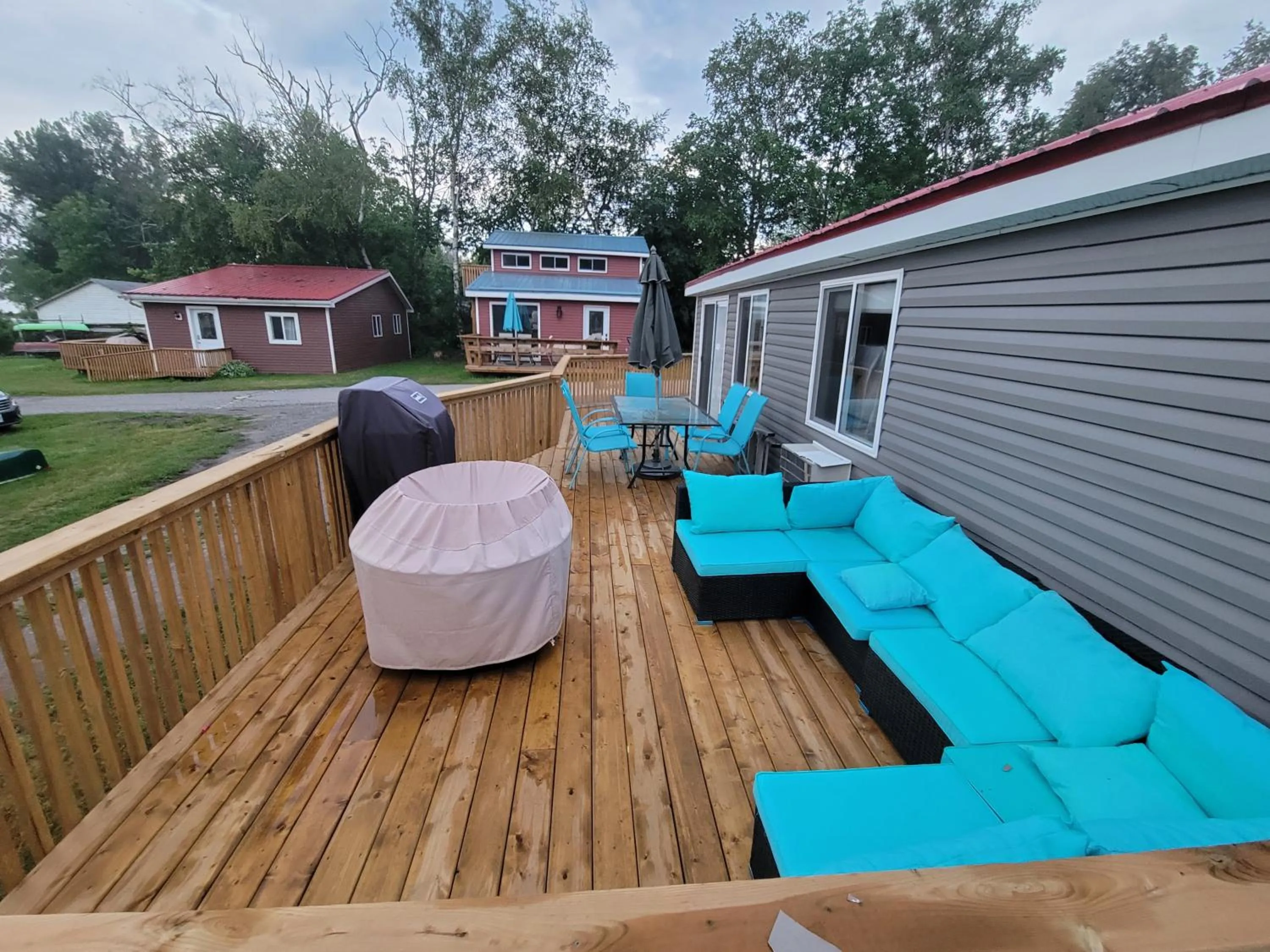 Patio in Stoneburg Cove Cottages