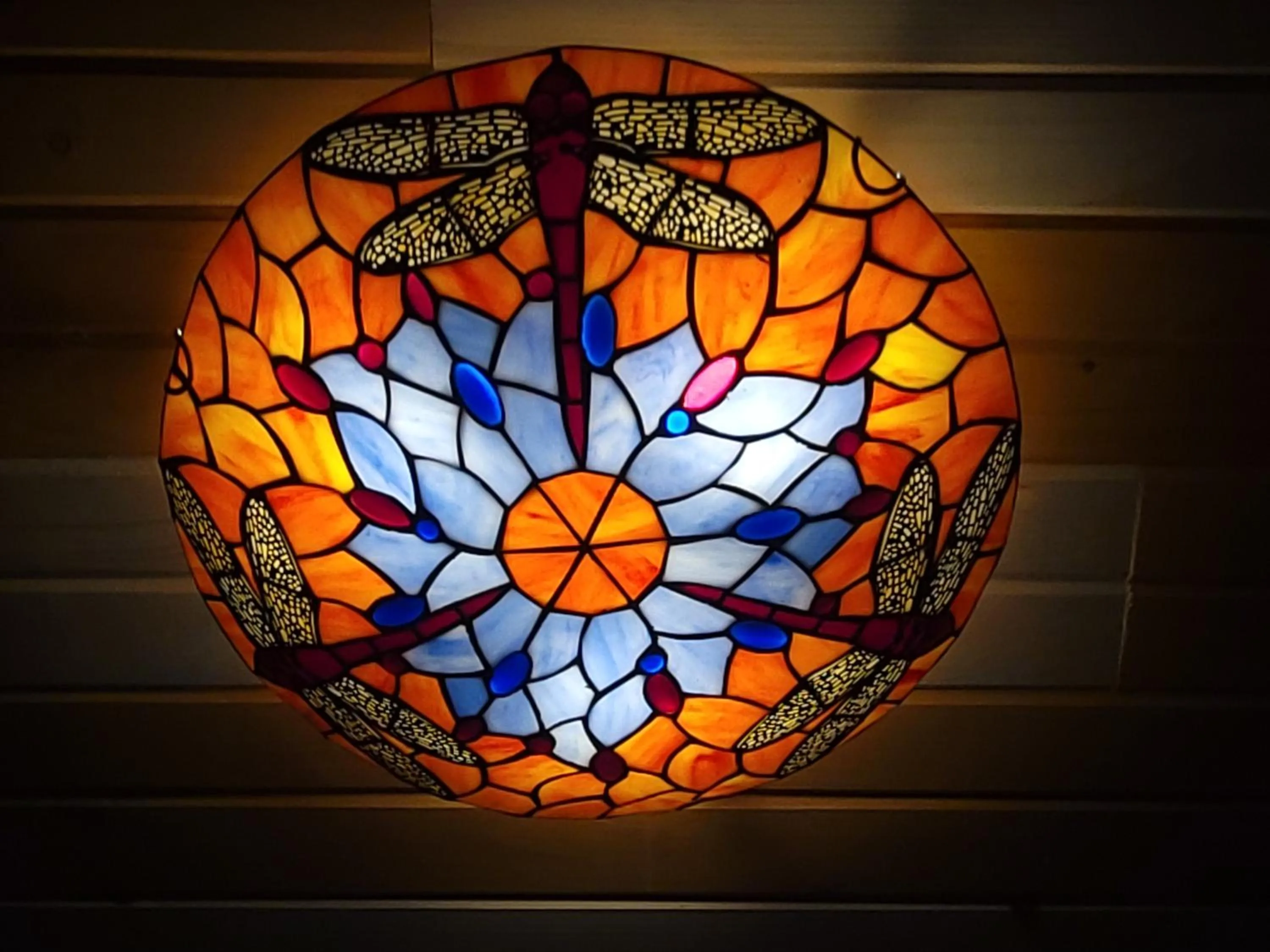 Decorative detail in Stoneburg Cove Cottages