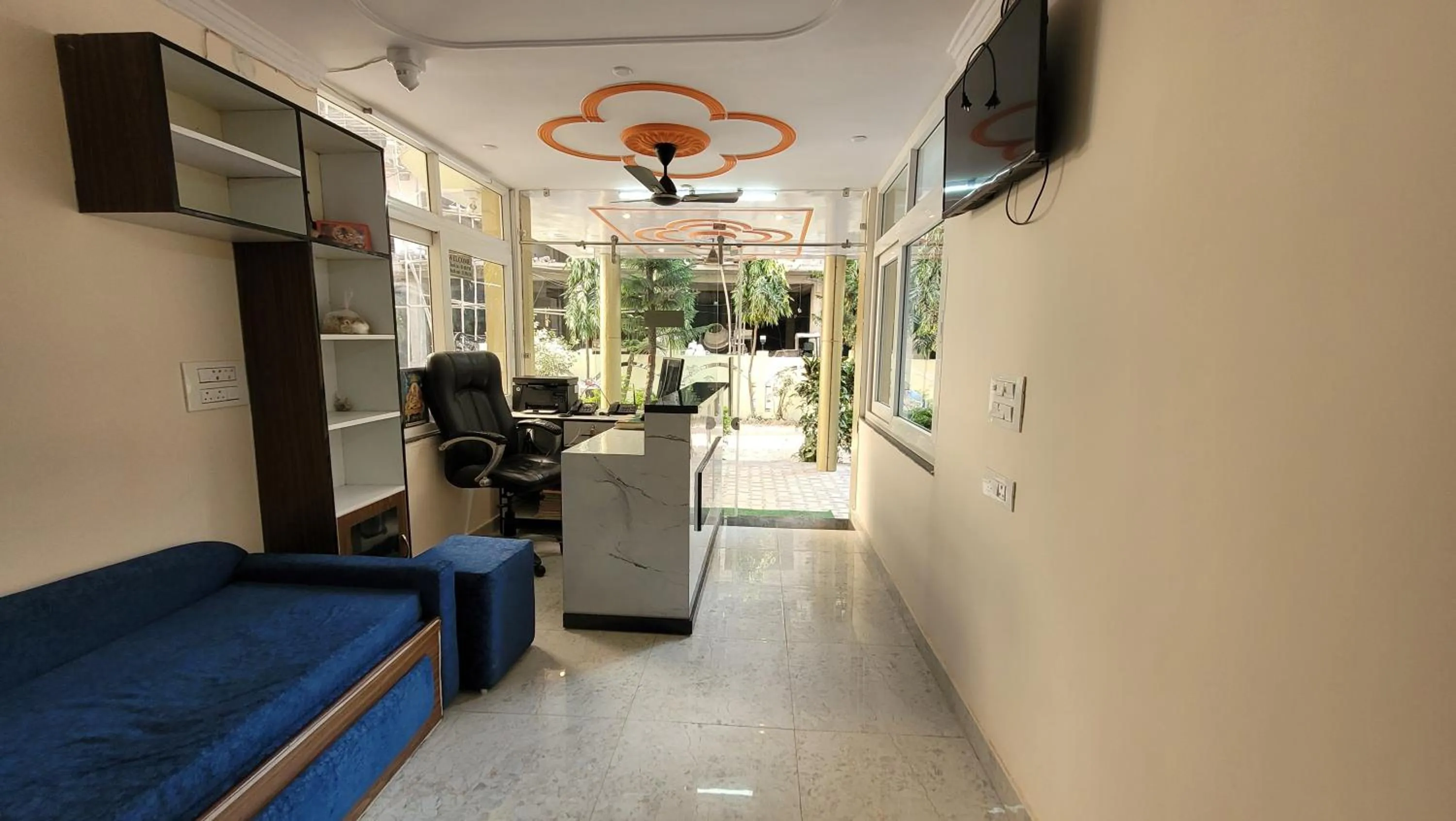 Lobby or reception in Hotel Keshav Nandan By The Shivaay