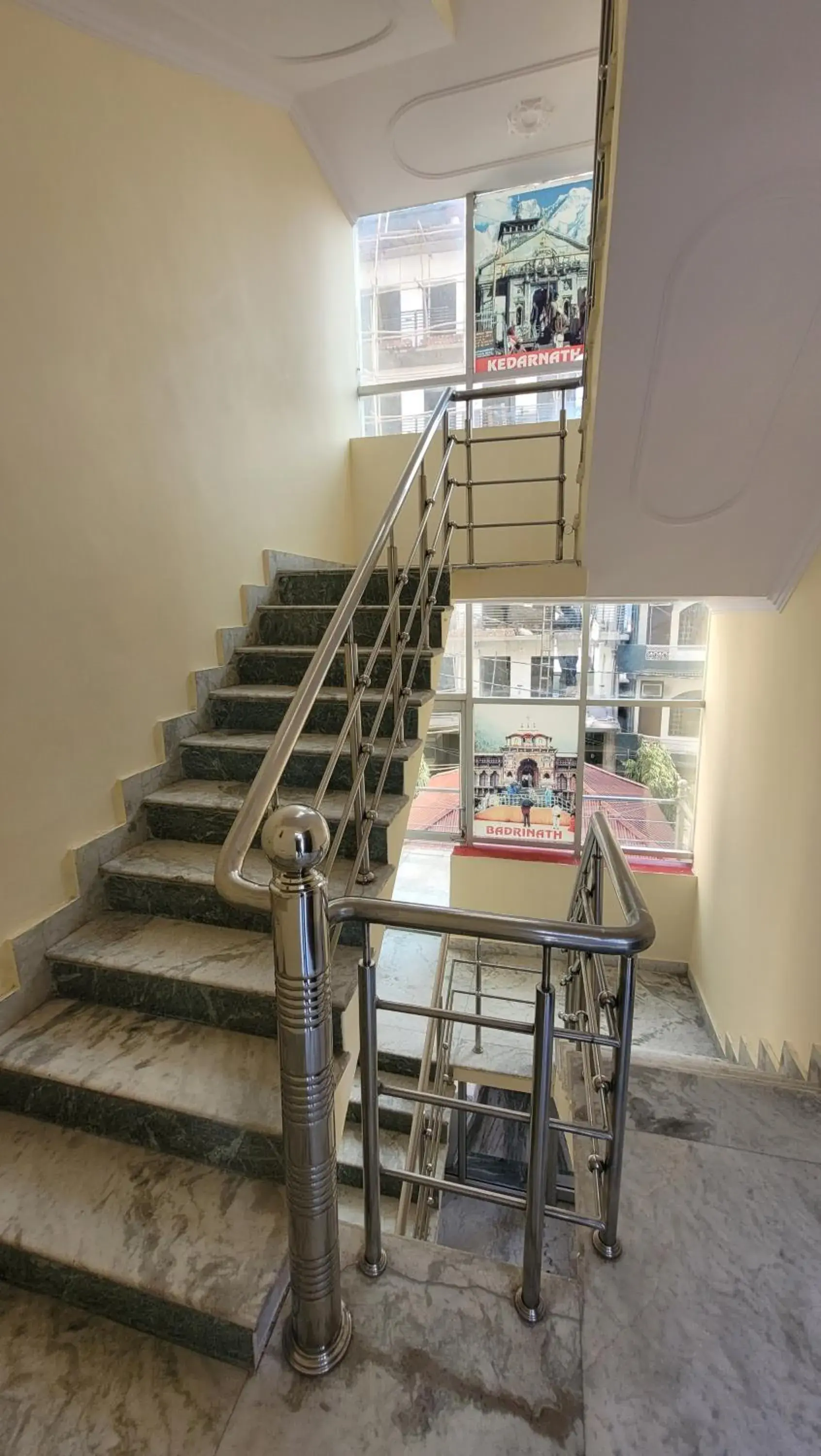 Lobby or reception in Hotel Keshav Nandan By The Shivaay Lobby or reception in Hotel Keshav Nandan By The Shivaay