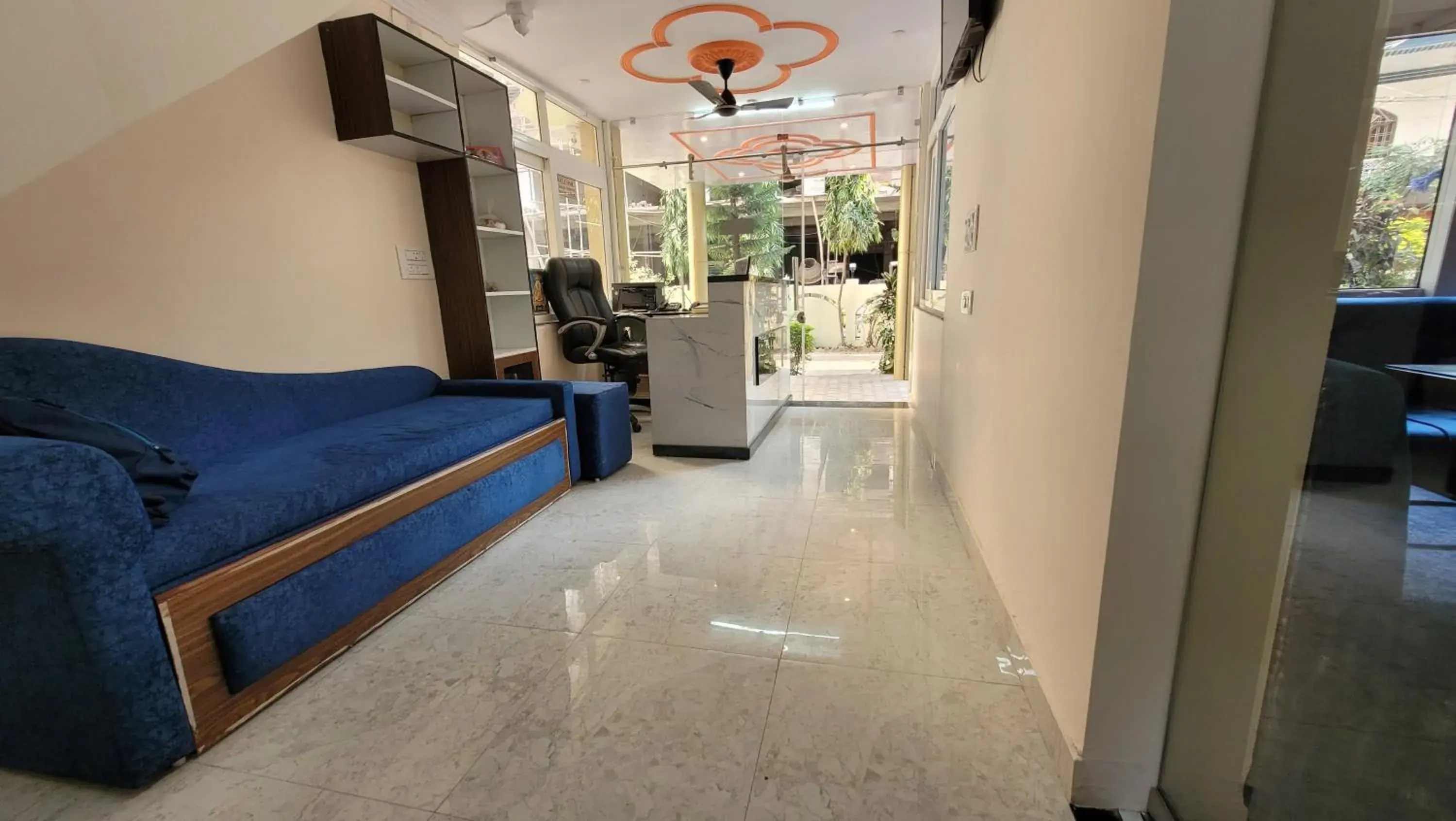 Lobby or reception in Hotel Keshav Nandan By The Shivaay Lobby or reception in Hotel Keshav Nandan By The Shivaay