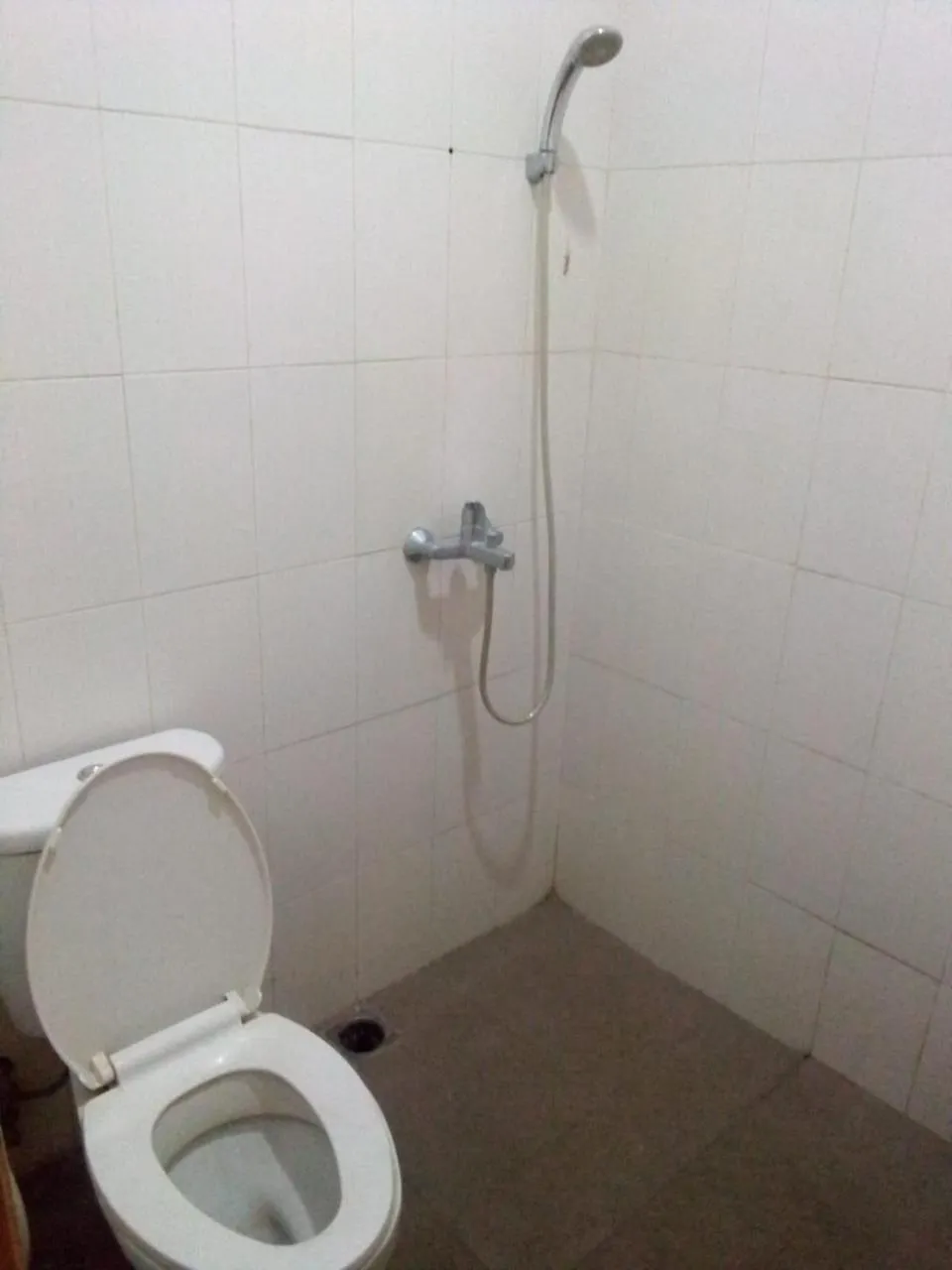 Bathroom in villa puncak tidar
