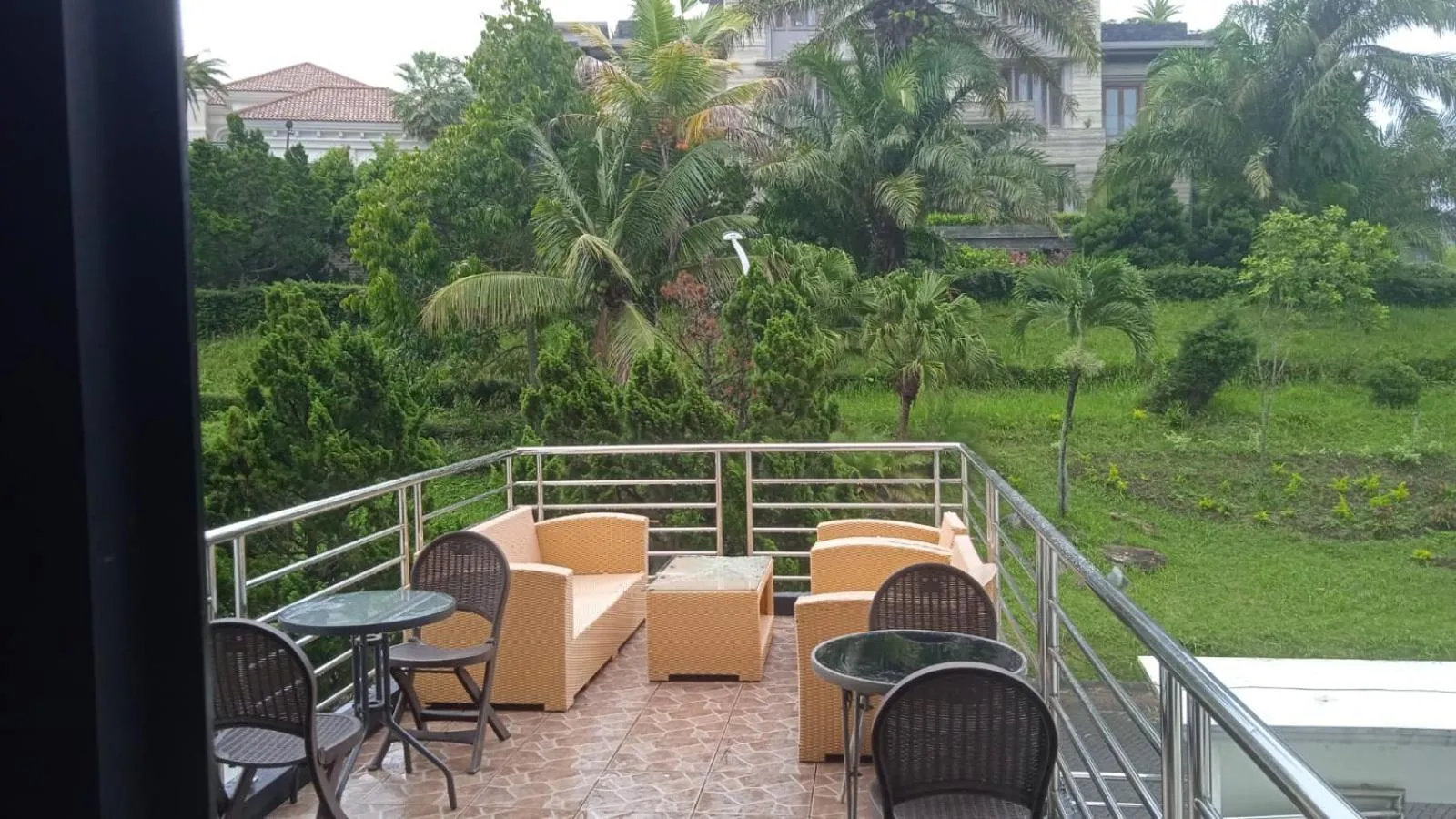 Garden view in villa puncak tidar