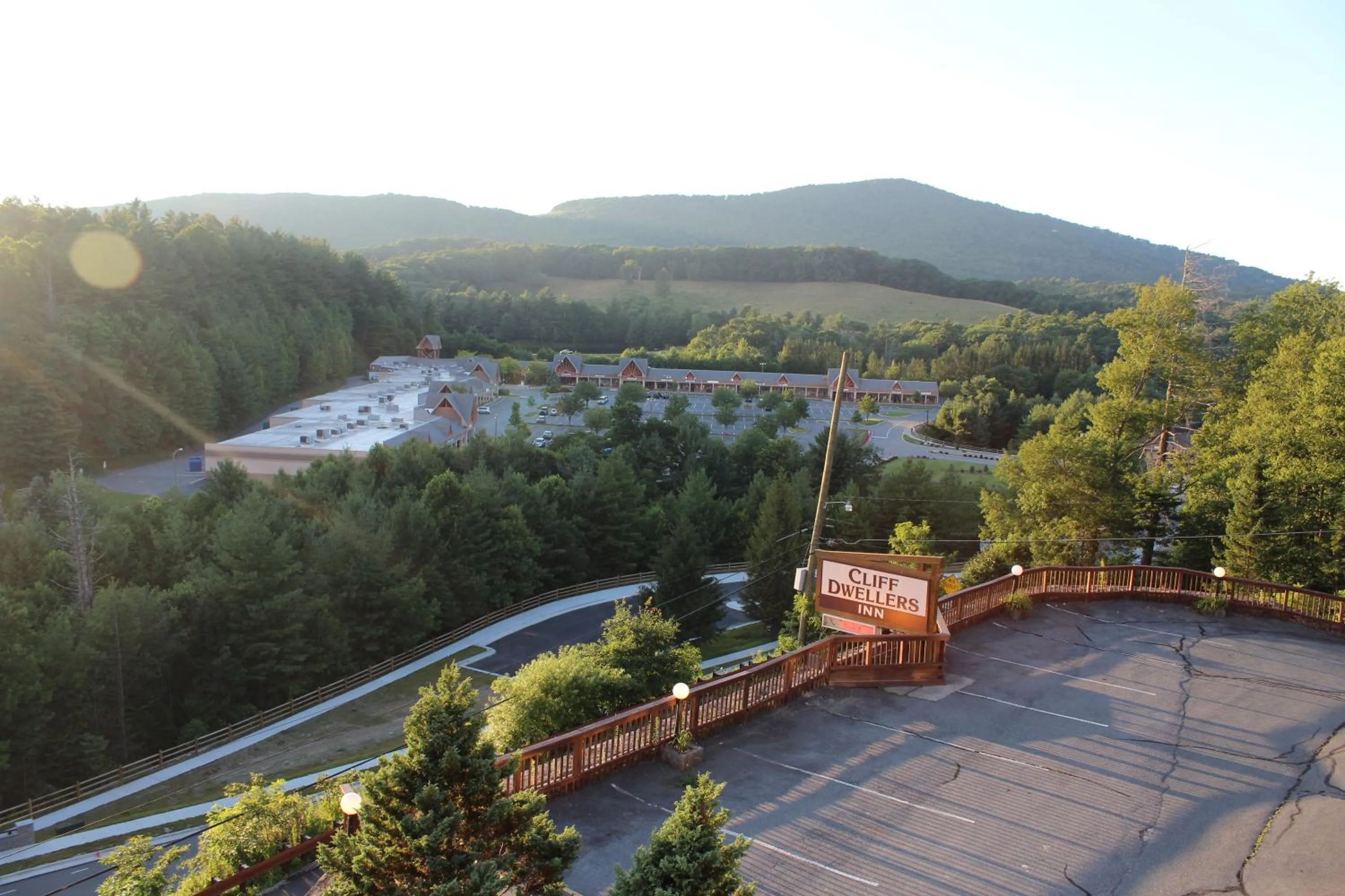 Mountain view in Cliff Dwellers Inn