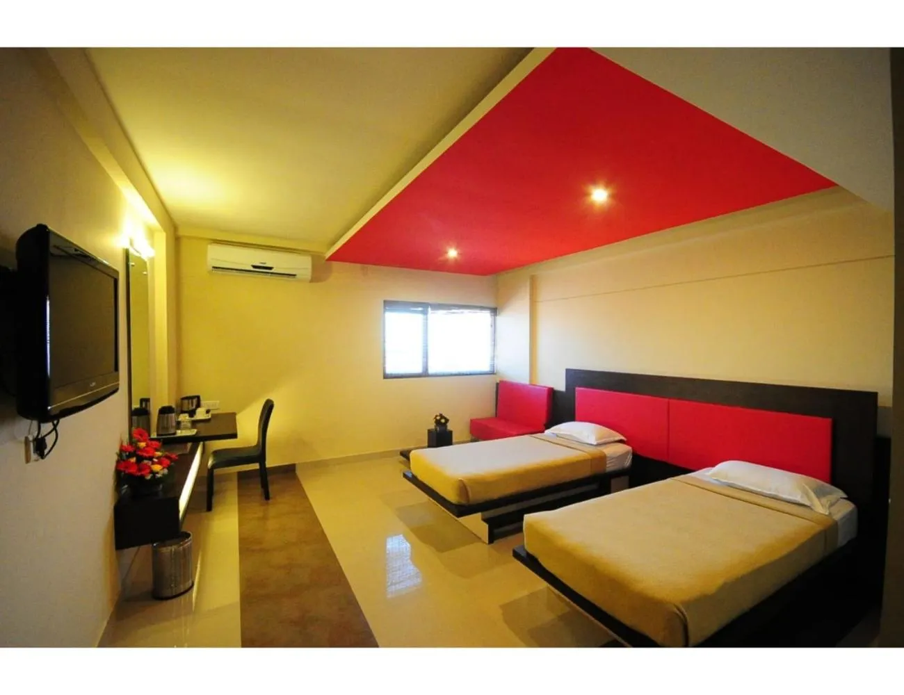 Photo of the whole room, Bed in Hotel Viceroy Comforts, Mysore