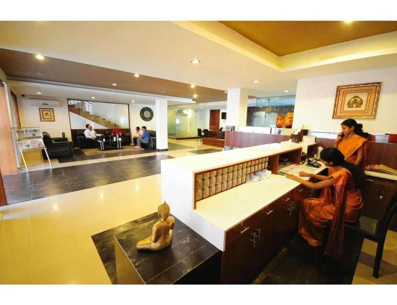 Lobby or reception in Hotel Viceroy Comforts, Mysore