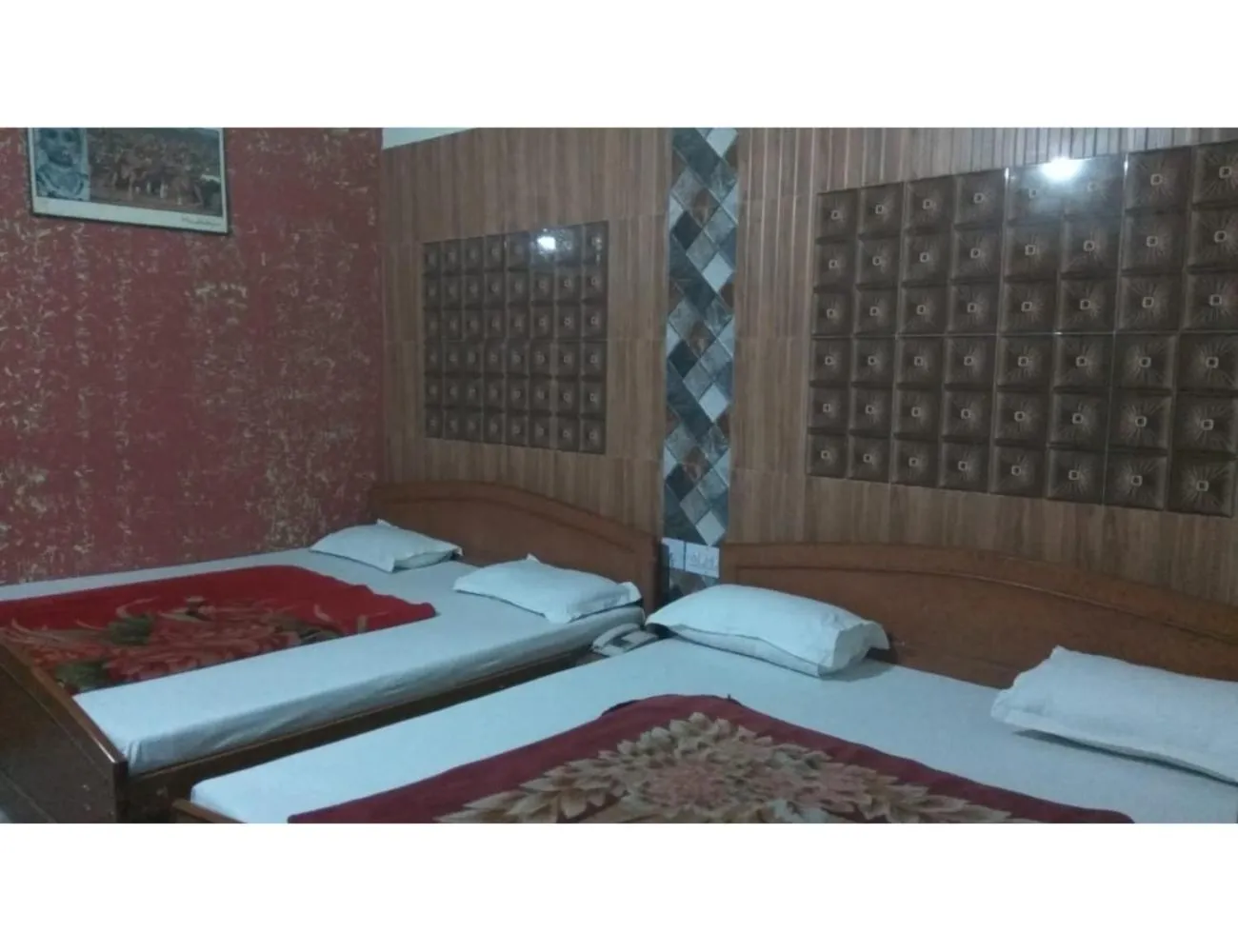 Bed in Hotel Ganga Kripa, Jaipur