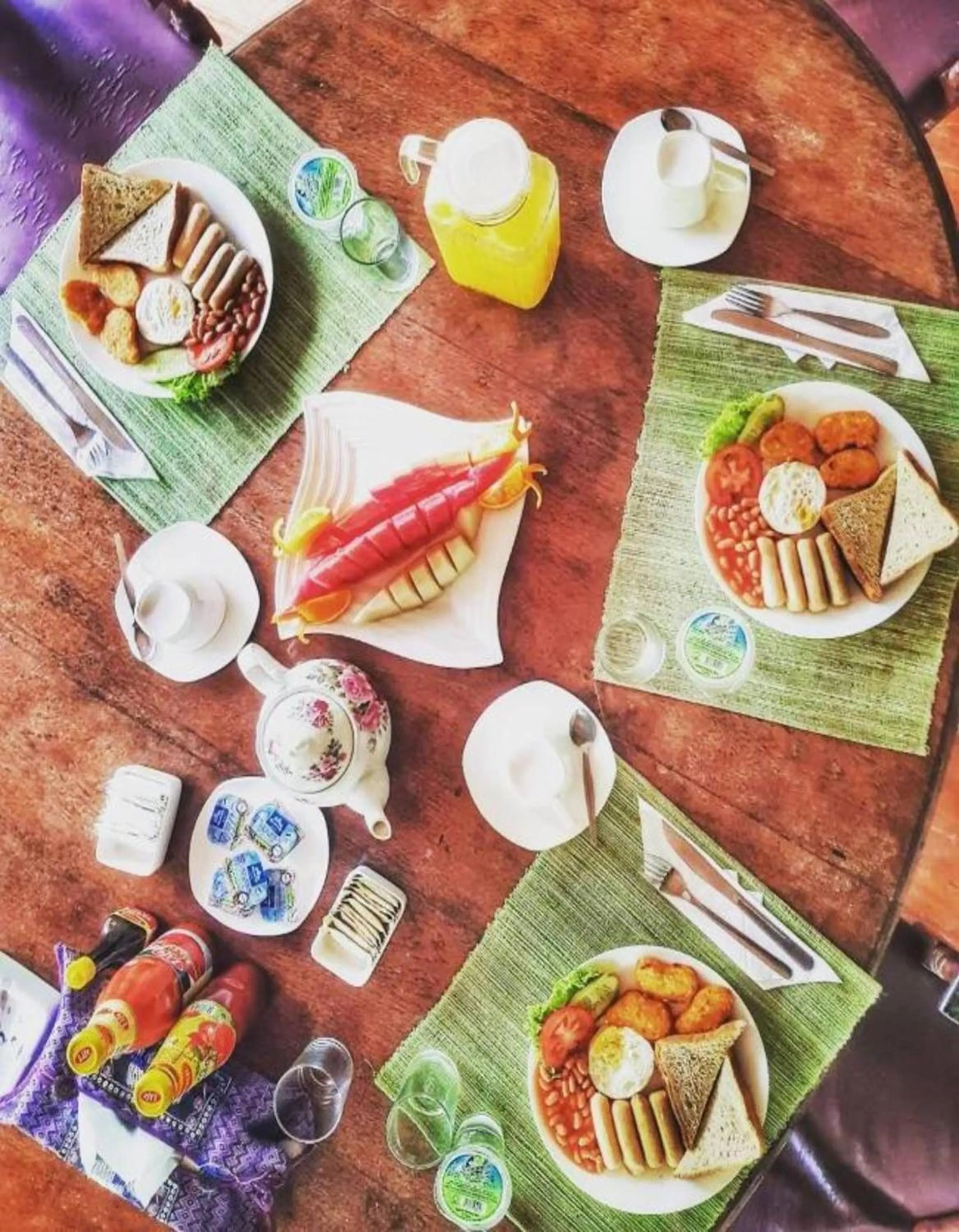 Breakfast in Fig Tree Hills Resort (花果山度假村)