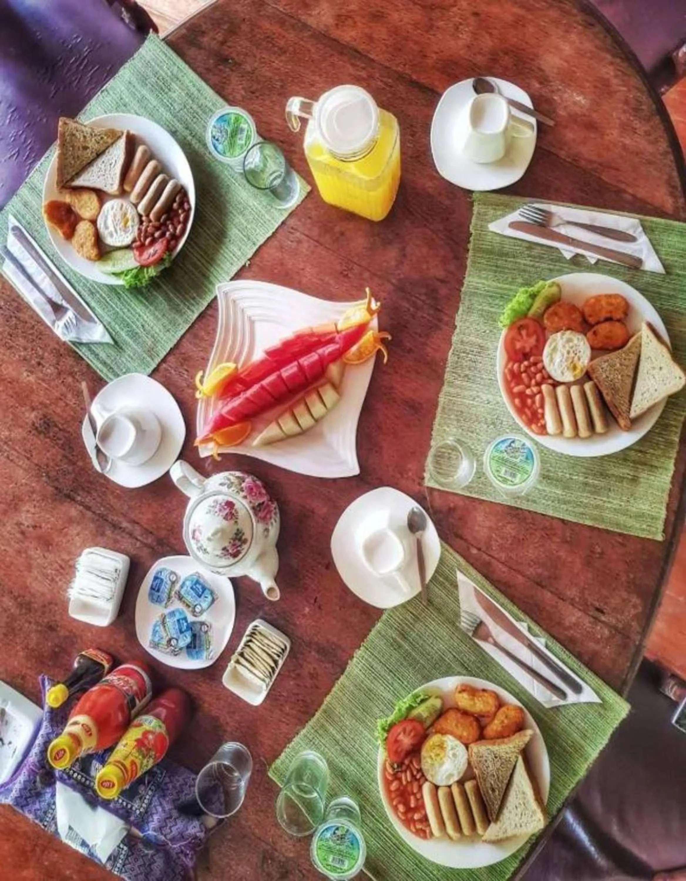 Breakfast in Fig Tree Hills Resort (花果山度假村)