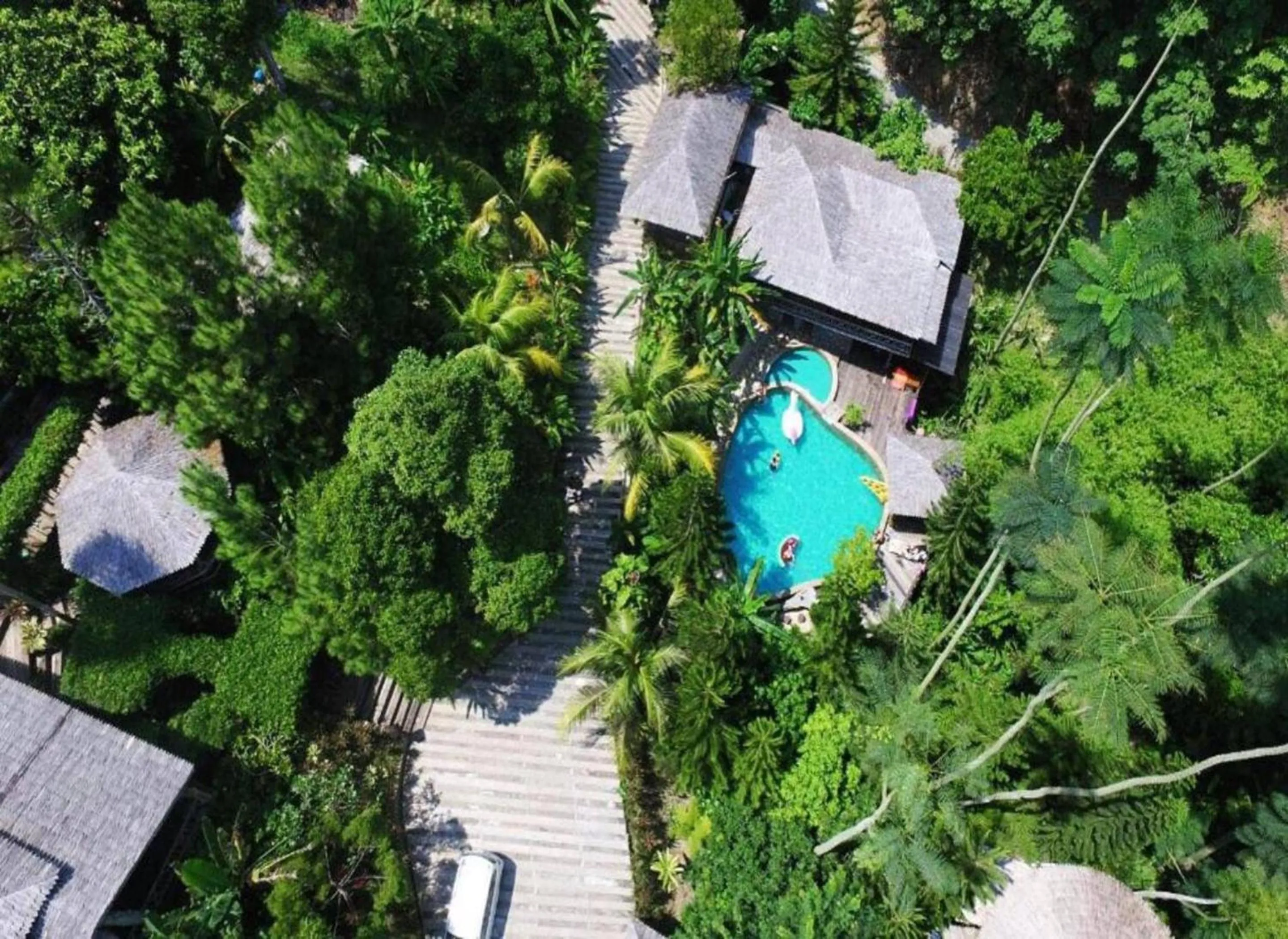 Swimming pool in Fig Tree Hills Resort (花果山度假村)