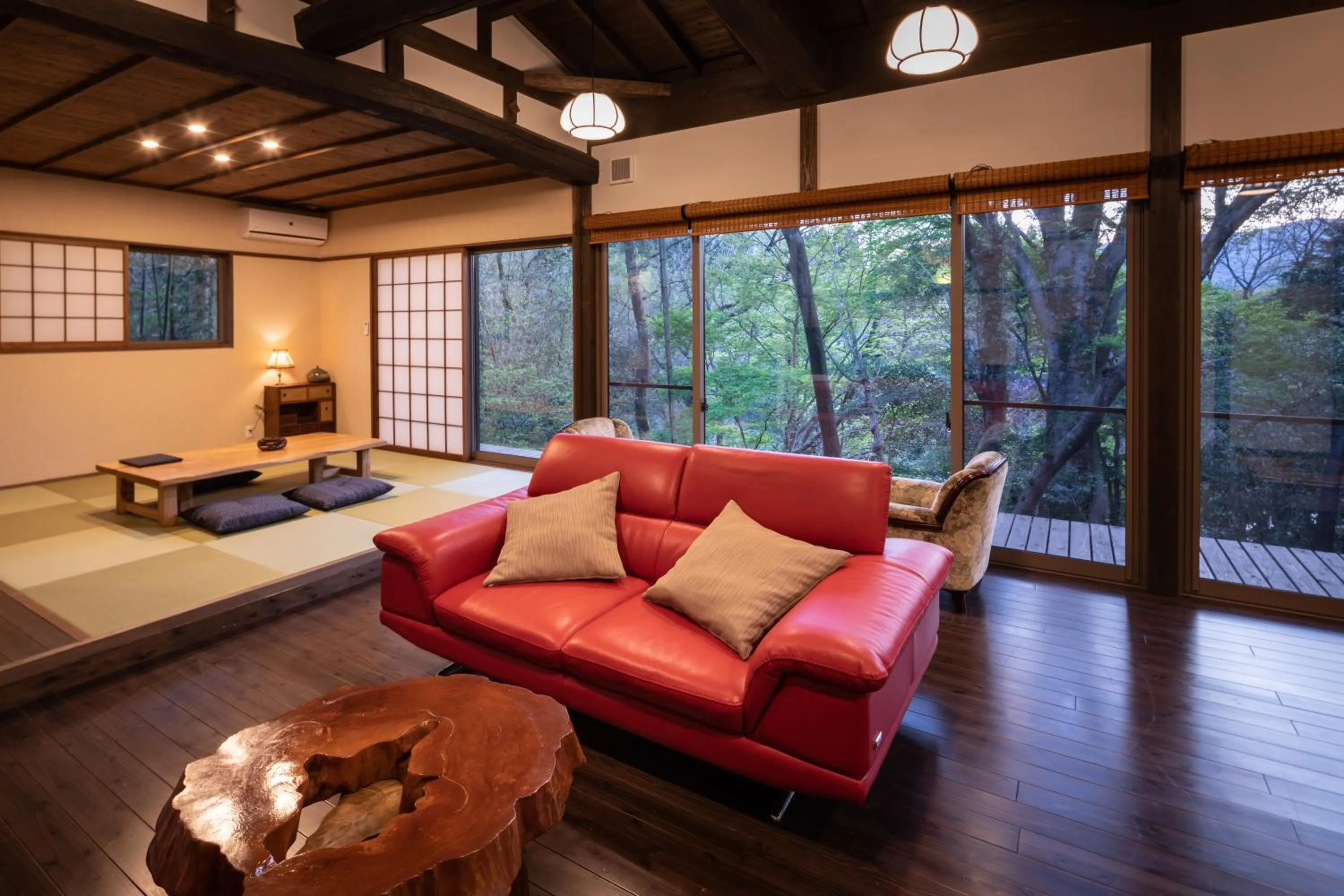 Photo of the whole room in Sen-no-Mori