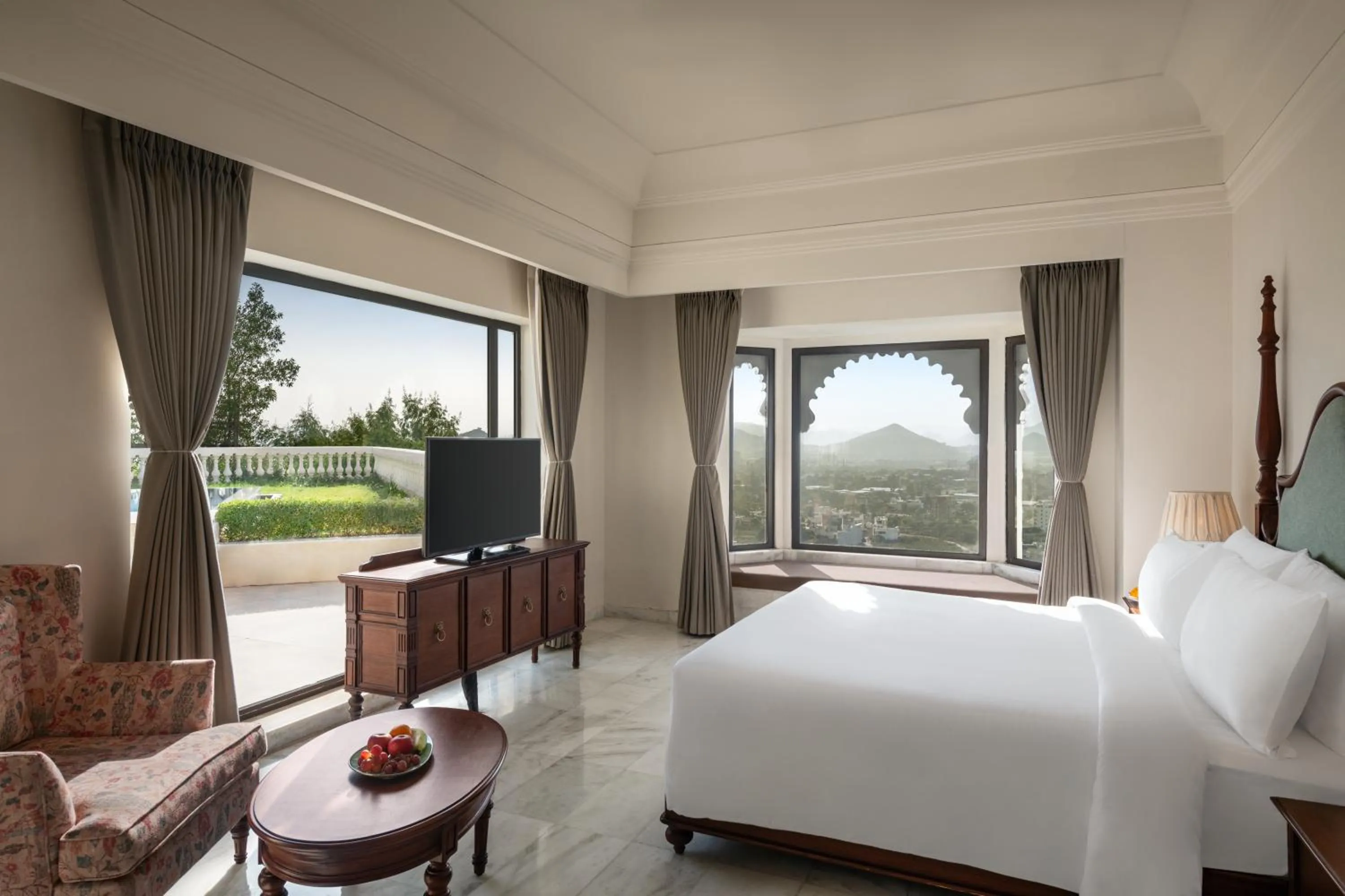 Bed in Bhairavgarh Palace Udaipur