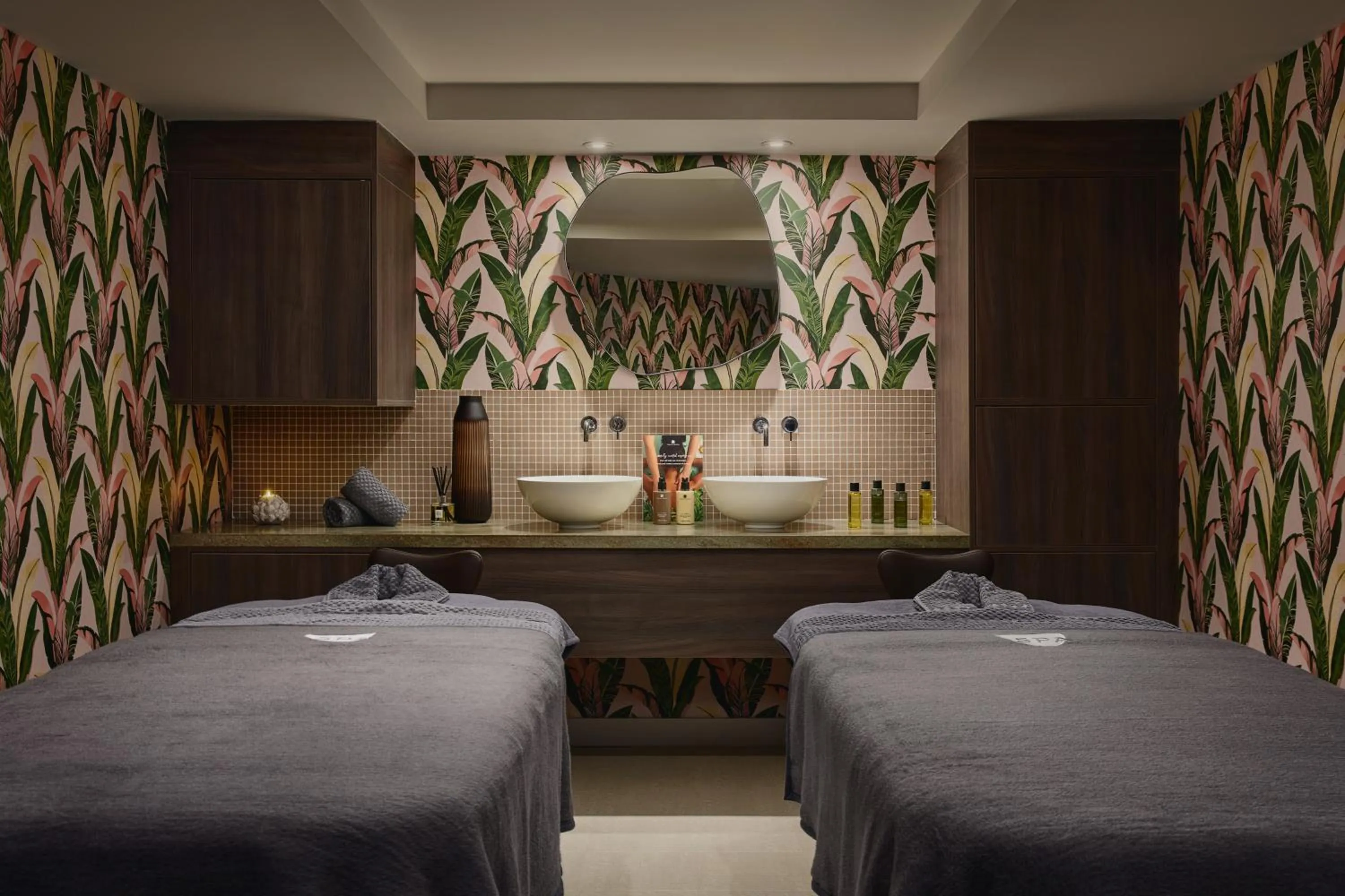 Spa and wellness centre/facilities, Bed in Ufford Park Resort