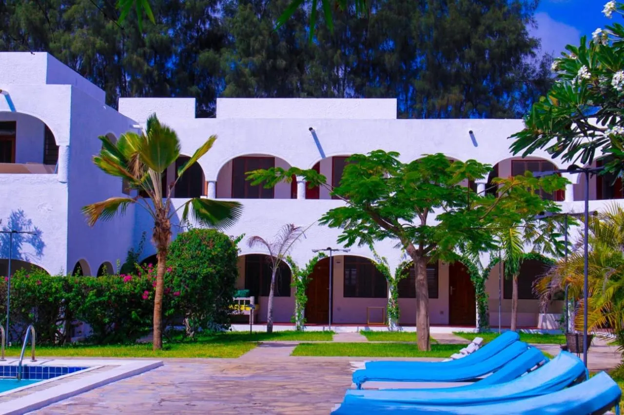 Kaleb's Beachfront Serviced Studio Apartments