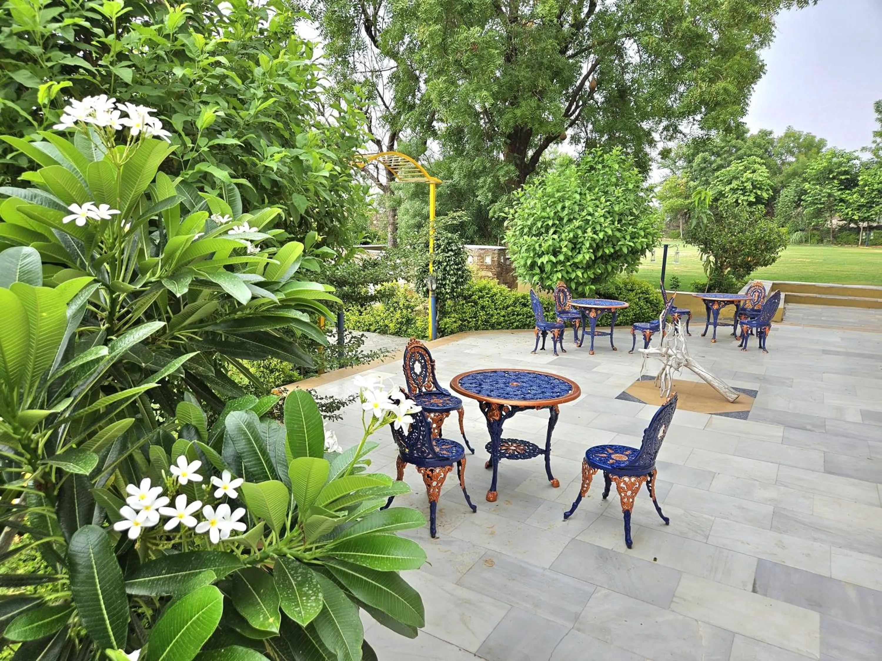 Garden in Amaatra Resorts