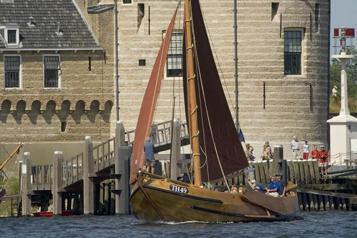 Property building in Auberge de Campveerse Toren