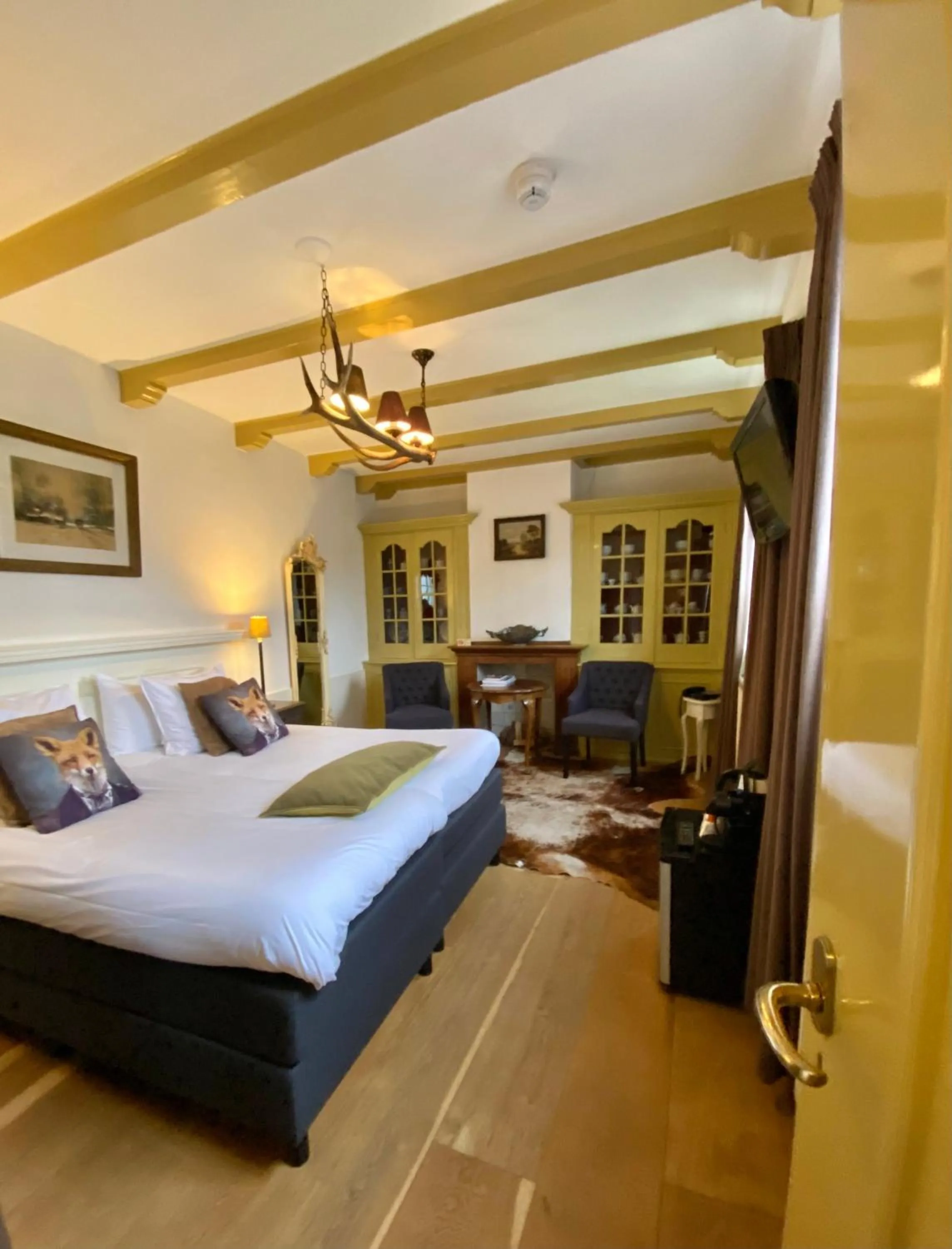 Bed in Auberge de Campveerse Toren