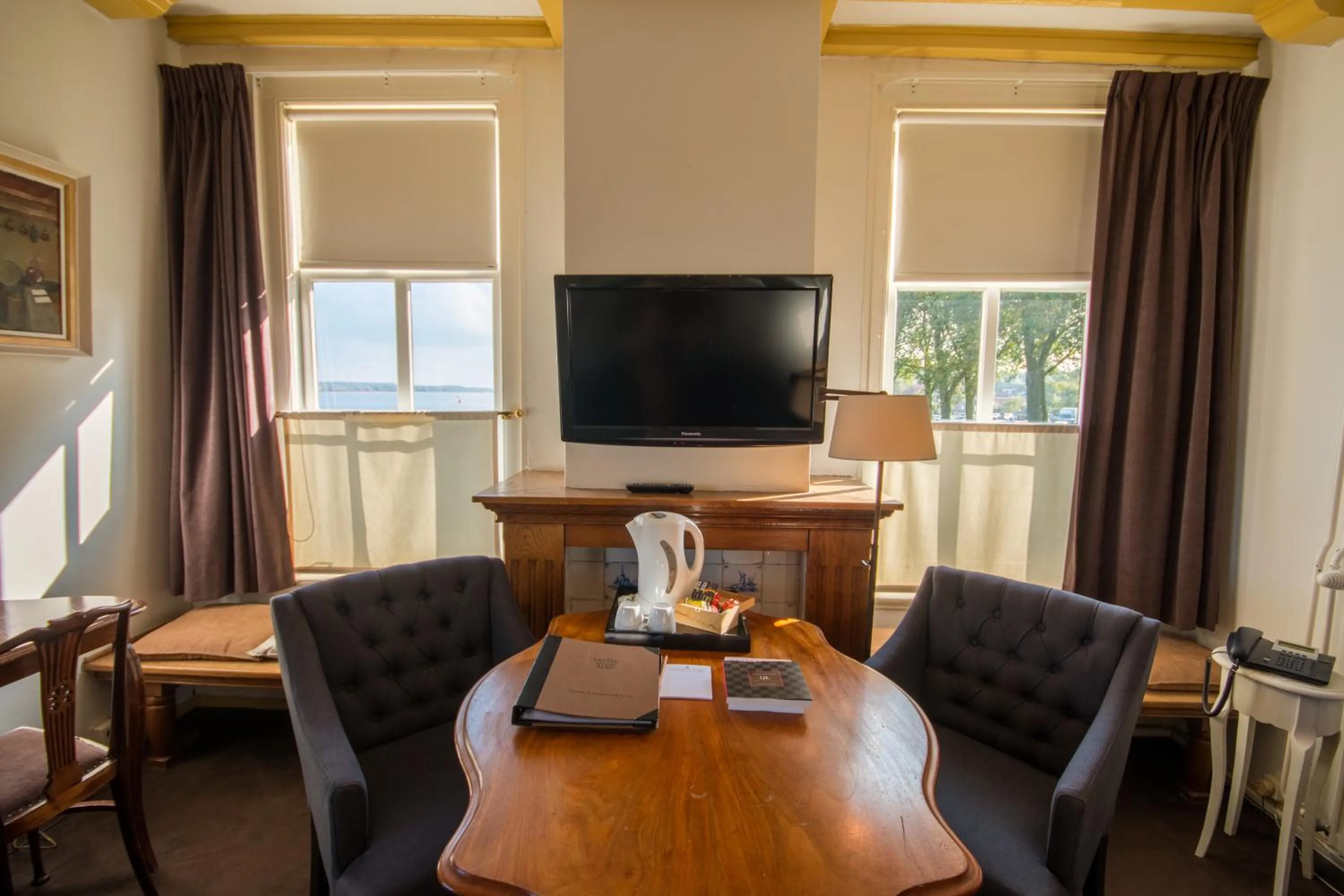 Decorative detail in Auberge de Campveerse Toren