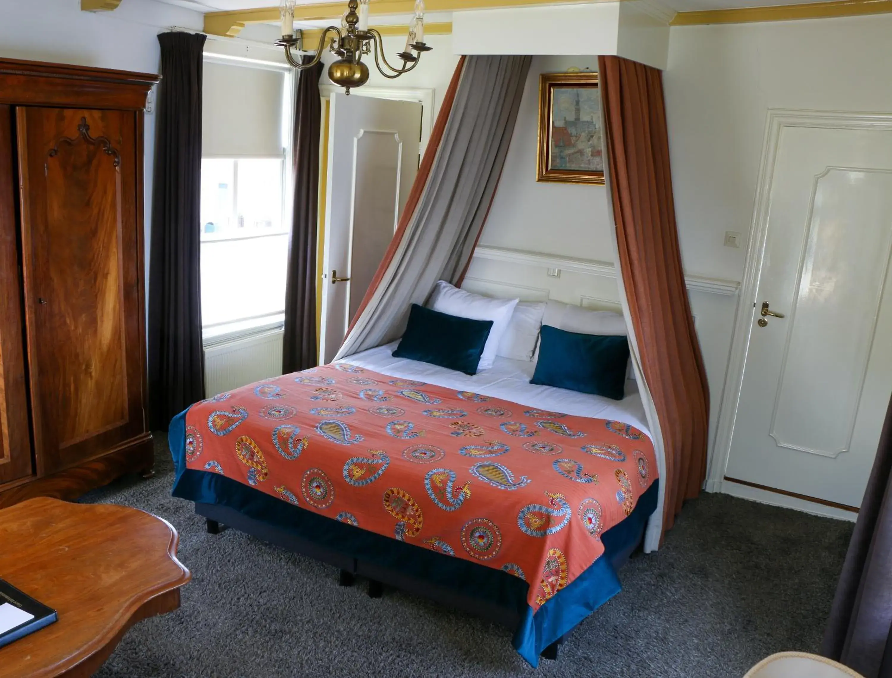 Tower Room (Corner) in Auberge de Campveerse Toren Tower Room (Corner) in Auberge de Campveerse Toren