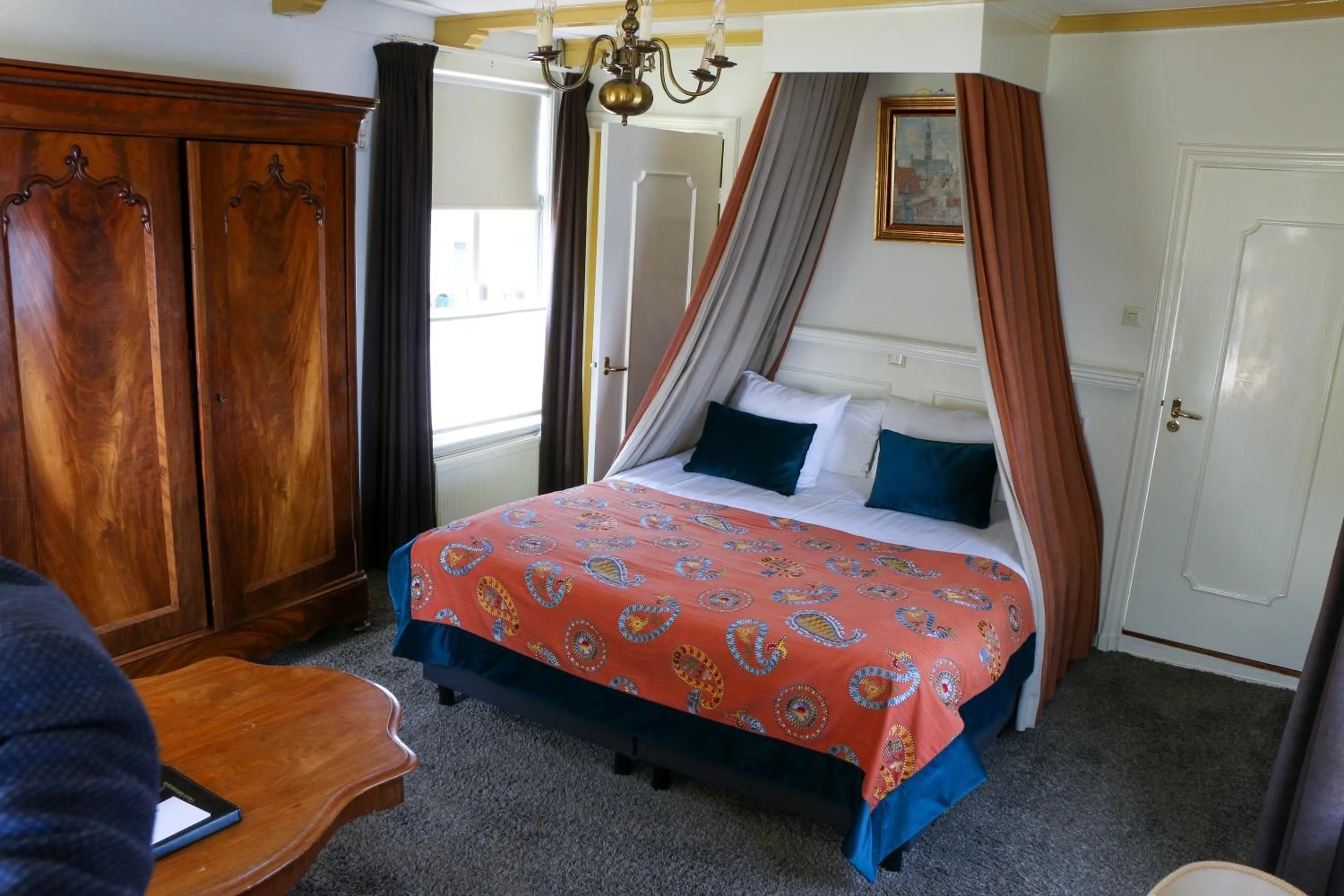 Bed in Auberge de Campveerse Toren