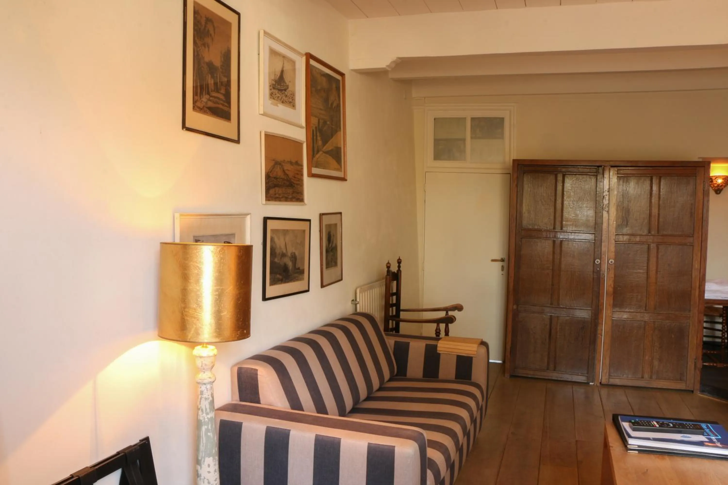 Seating area in Auberge de Campveerse Toren