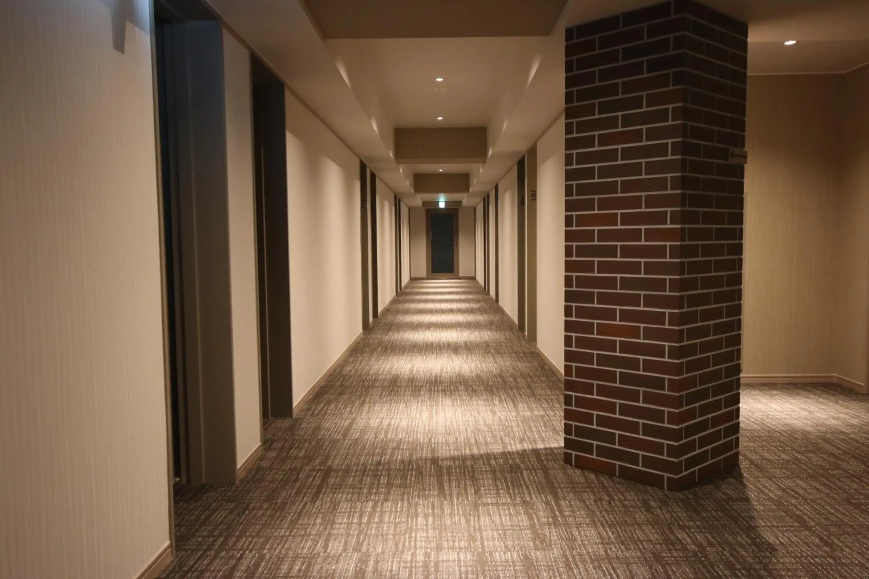 Facade/entrance in Kita Hotel Facade/entrance in Kita Hotel