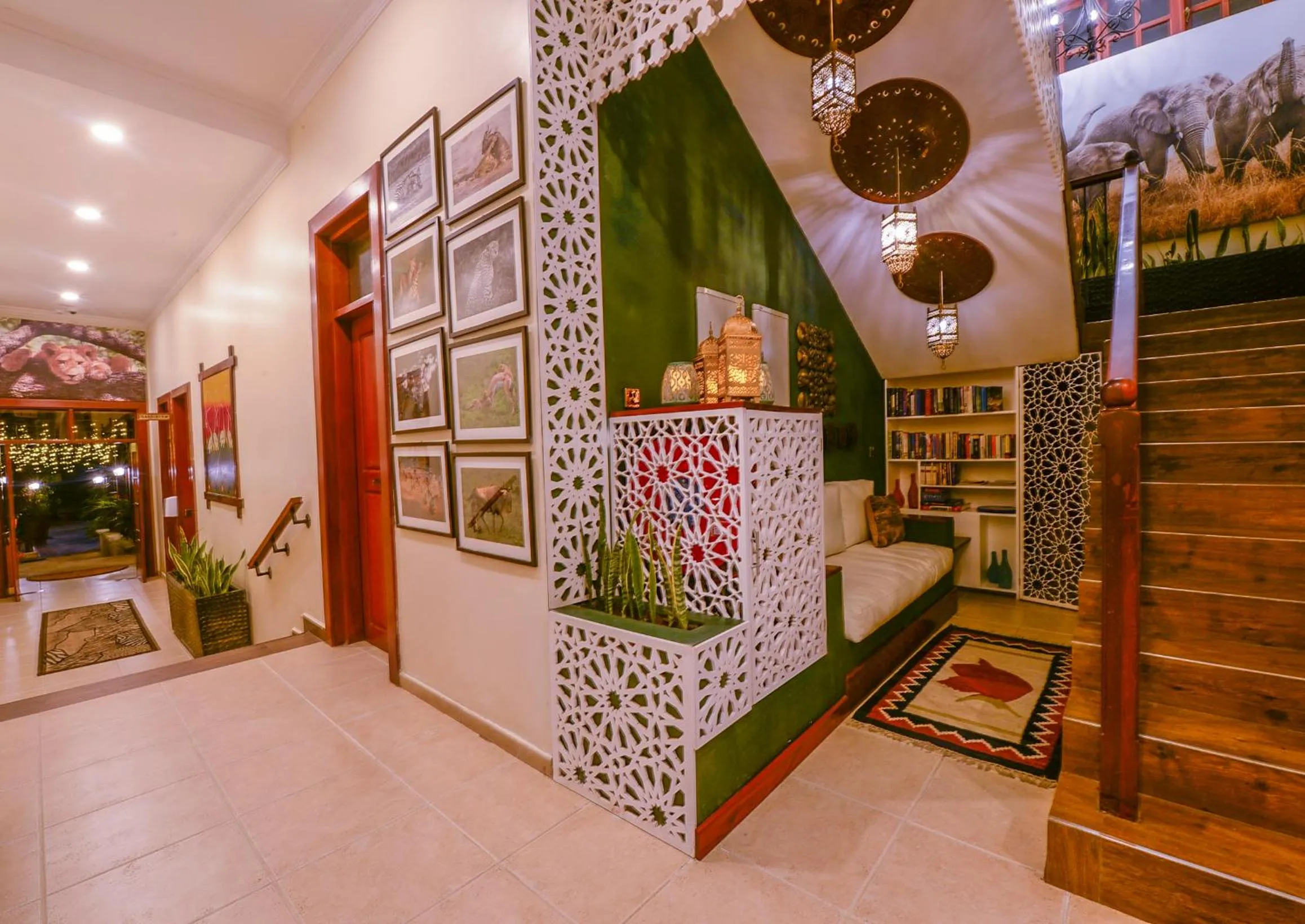 Decorative detail in African Tulip Hotel