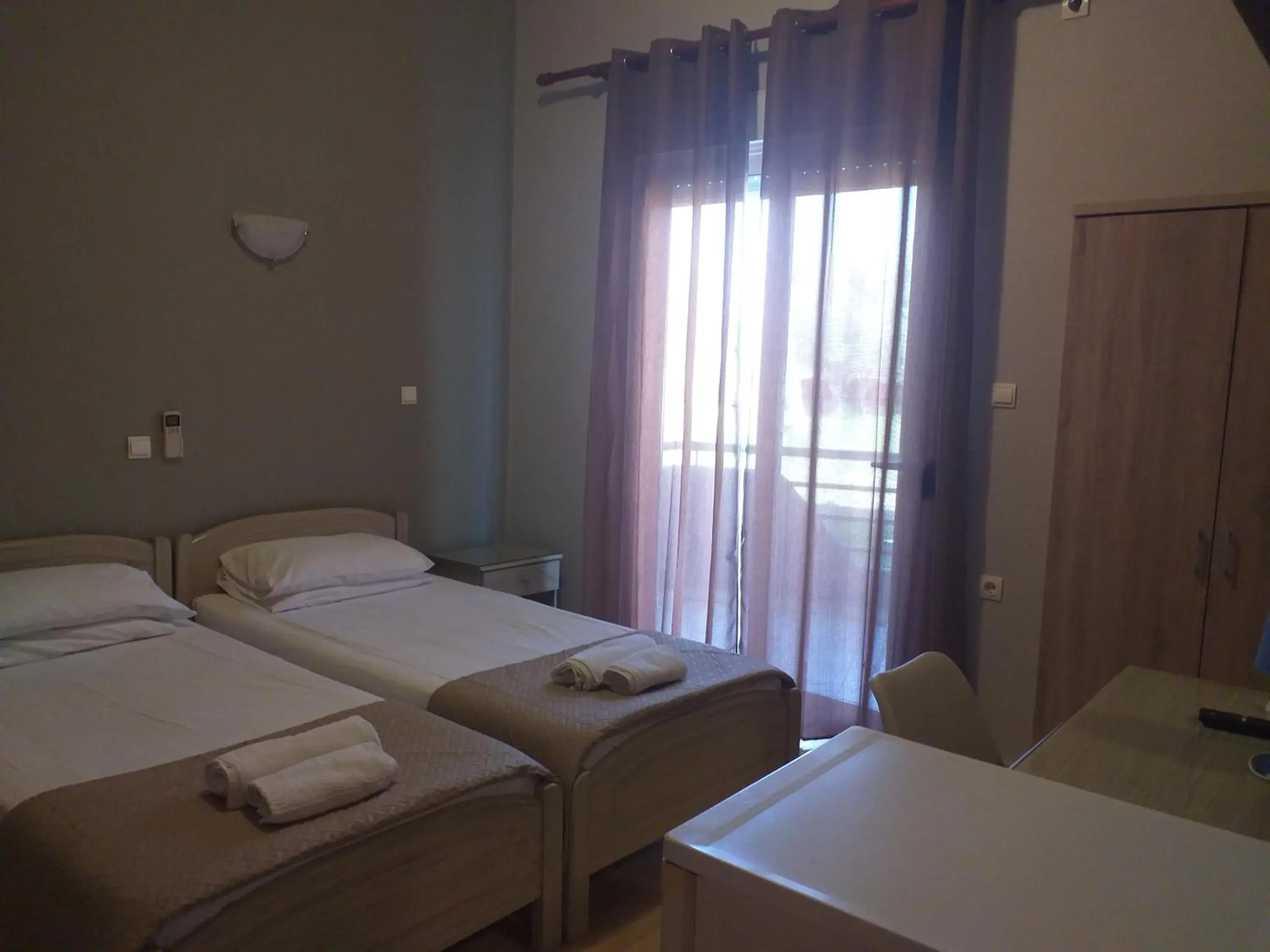 Twin Room in Hotel Isidora Twin Room in Hotel Isidora