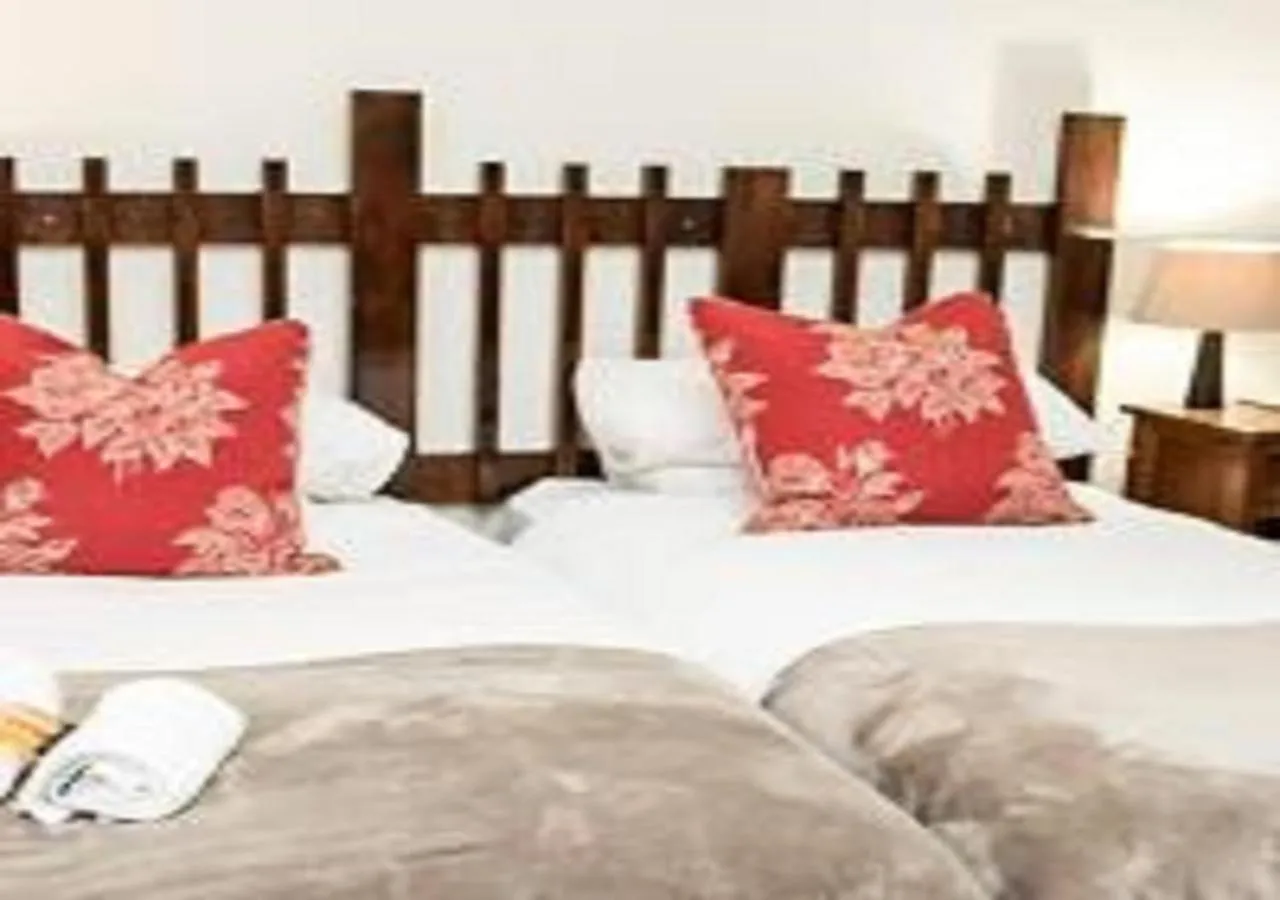 Bedroom, Bed in Matoppo Inn