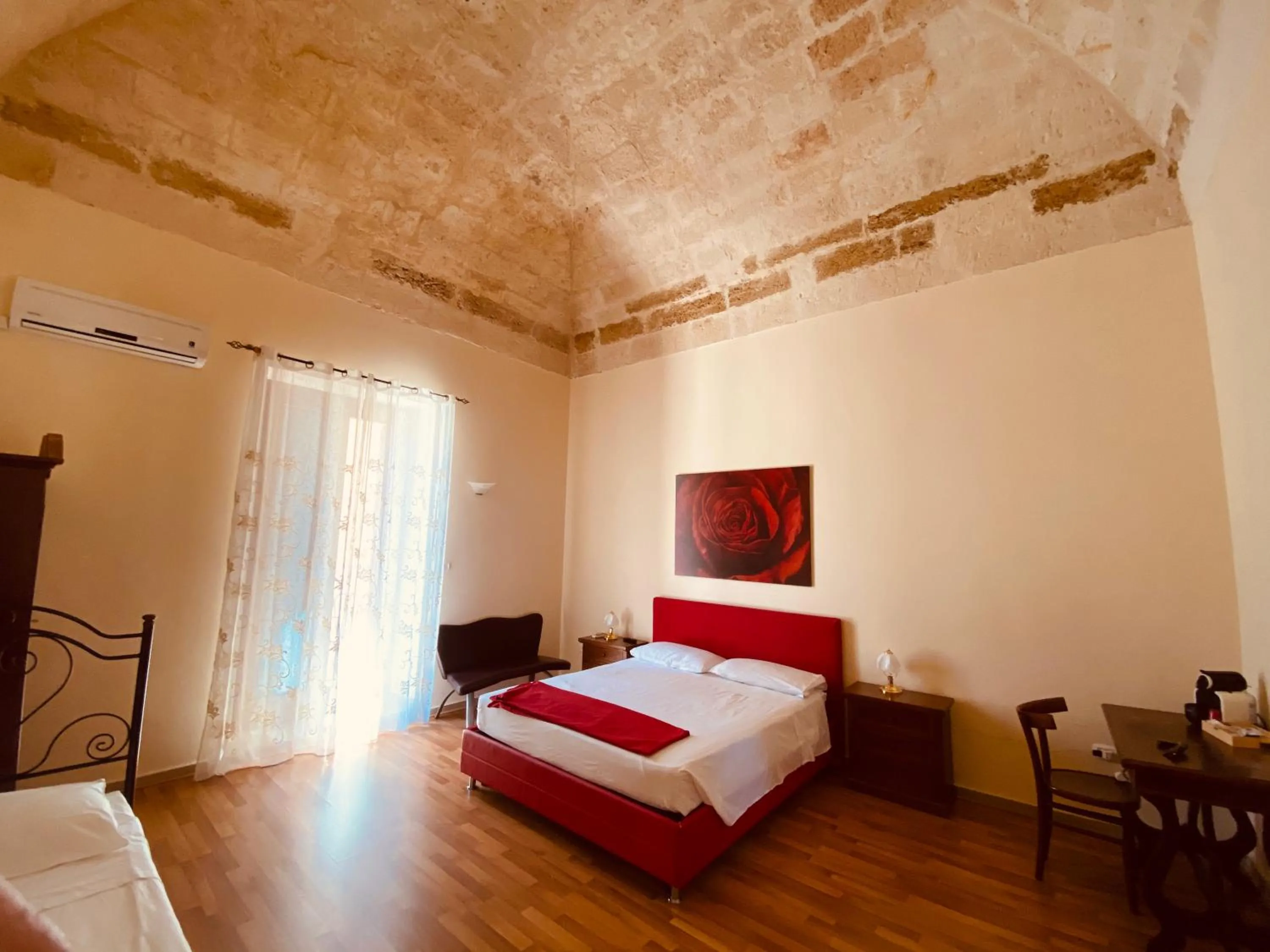 Photo of the whole room, Bed in B&B Porta Grande