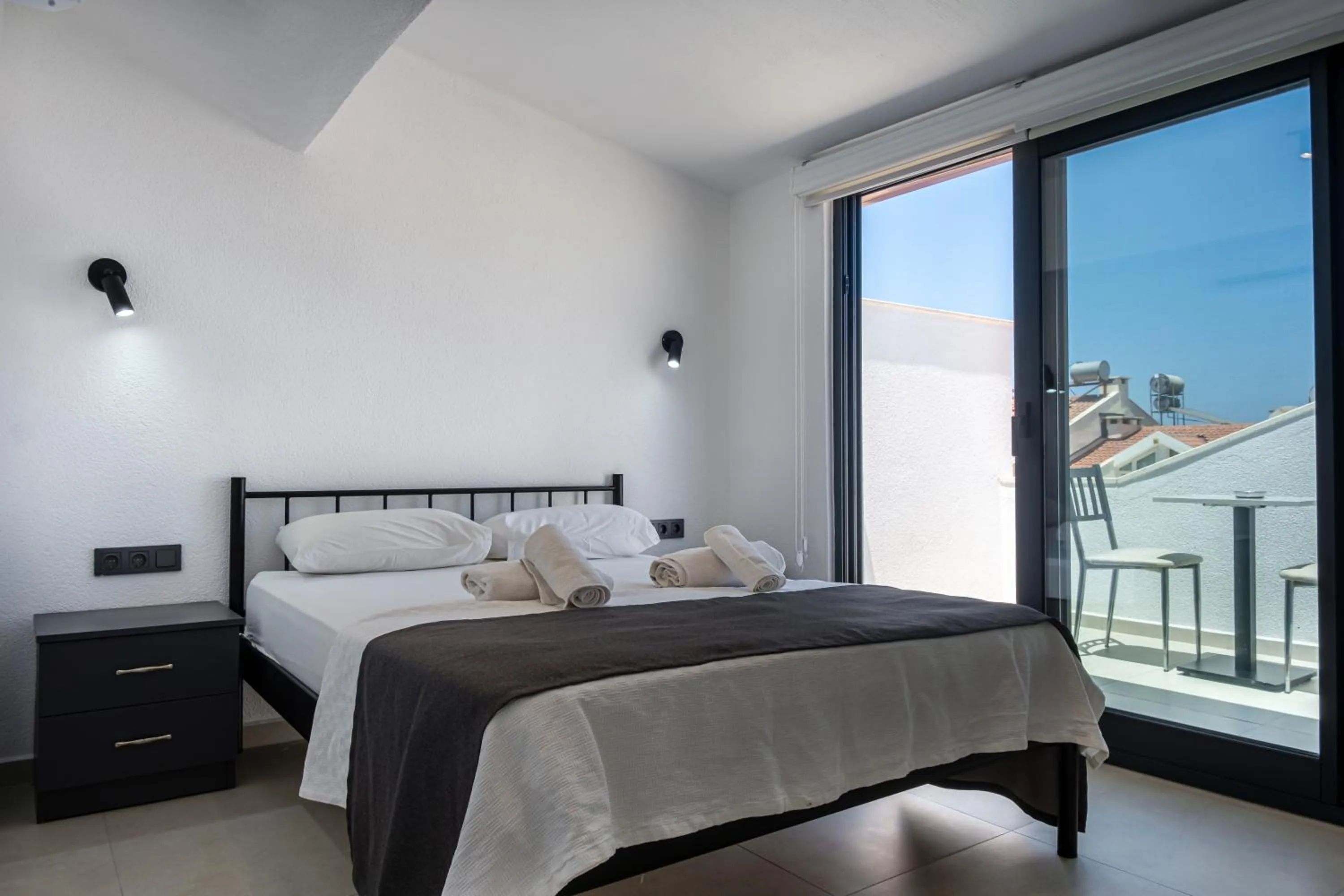 Bed in Datça Işık Apart