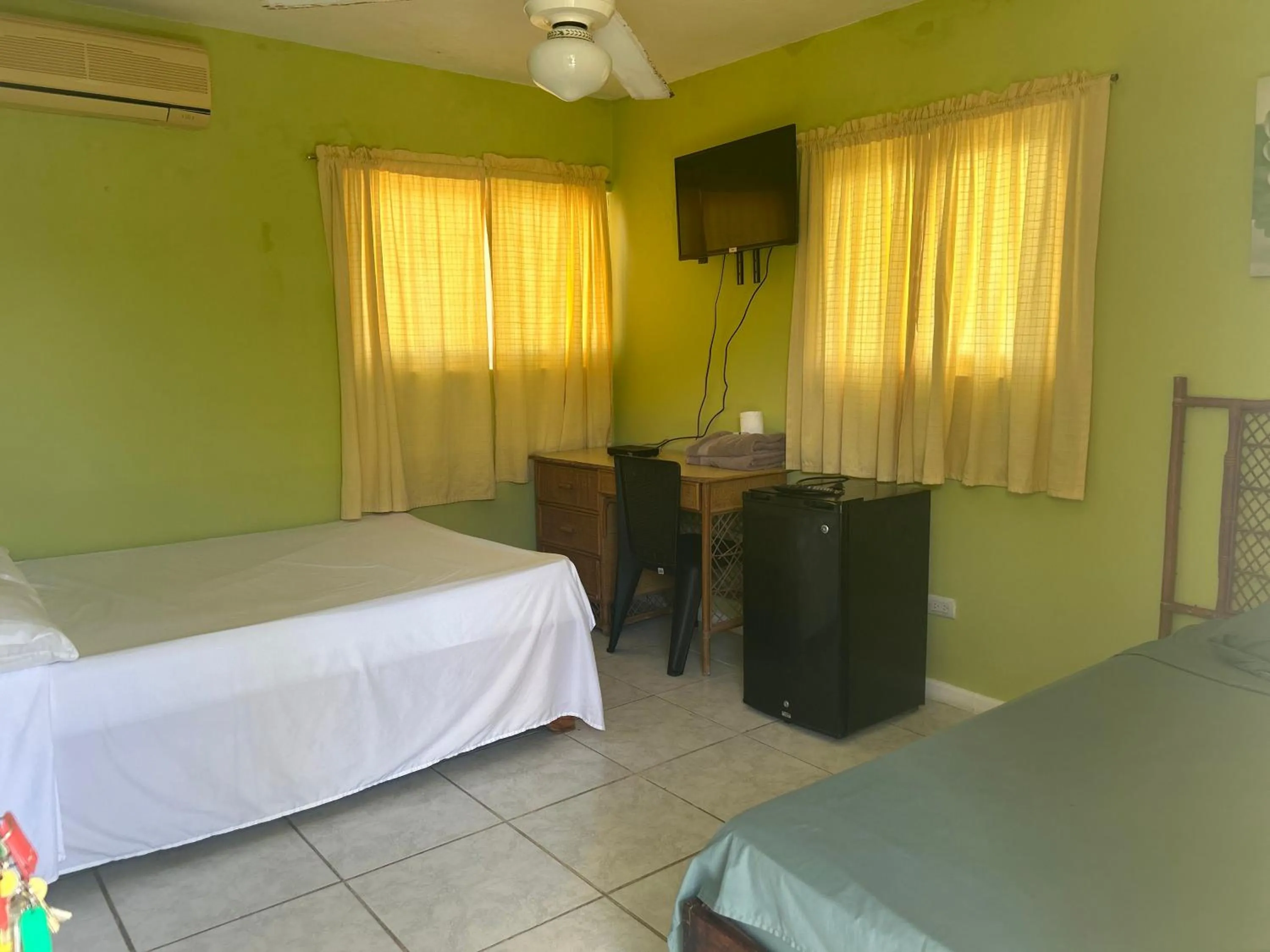 Coco Hotel and Hostel