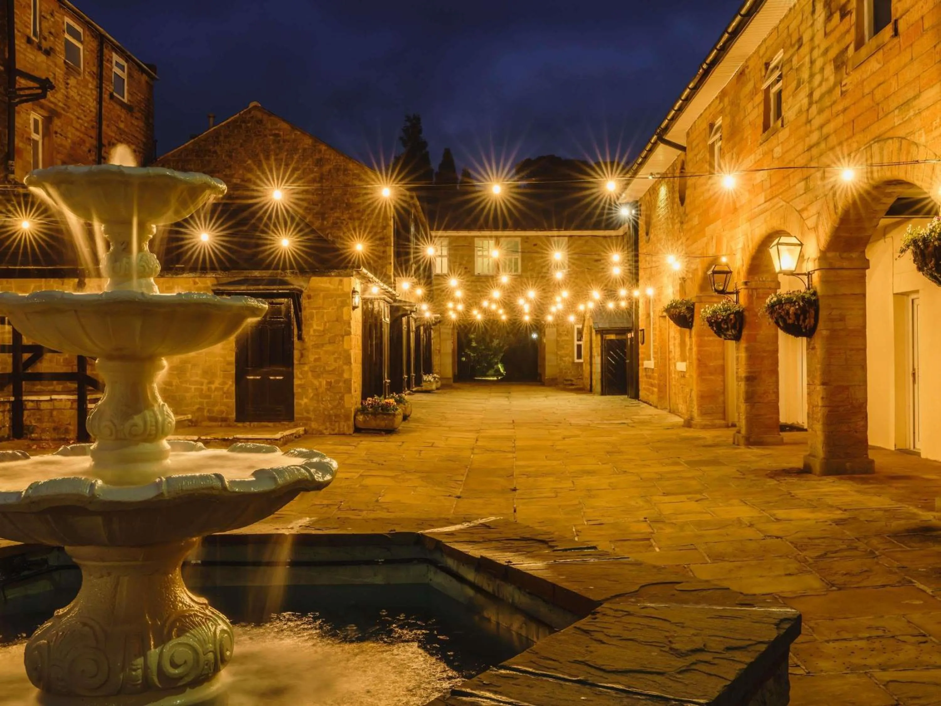 Property building in Mercure Blackburn Dunkenhalgh Hotel & Spa