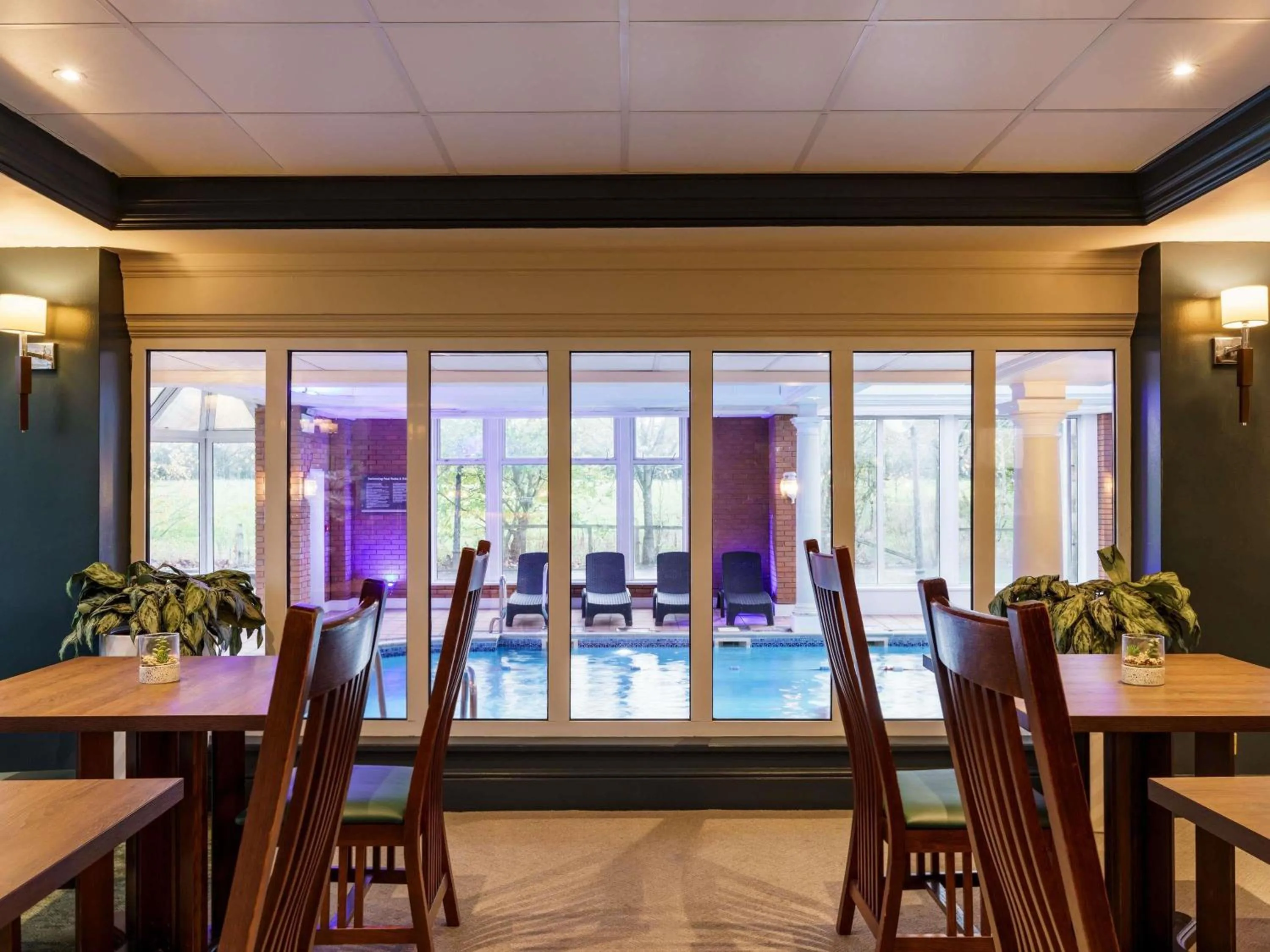 Lounge or bar in Mercure Blackburn Dunkenhalgh Hotel & Spa