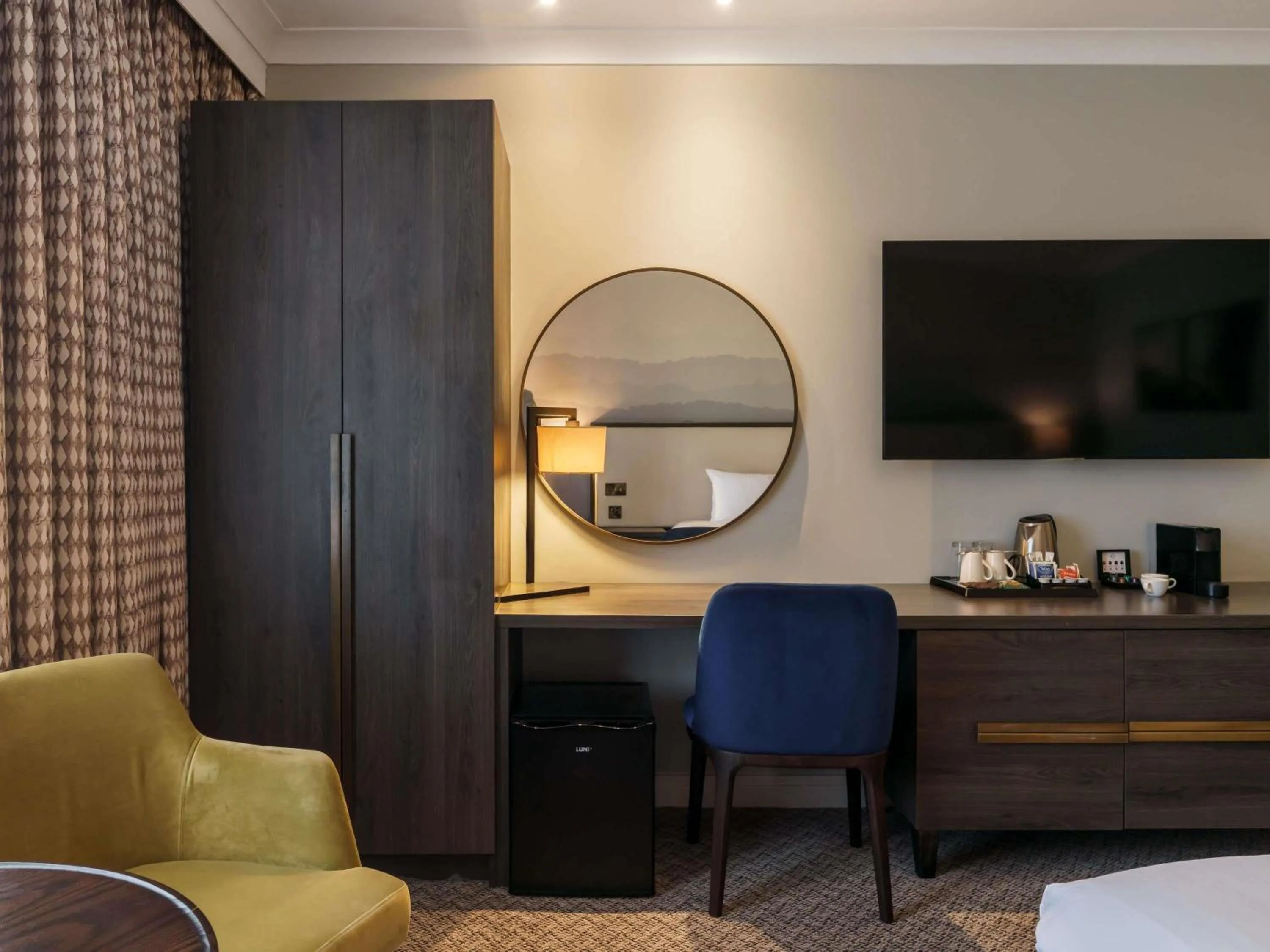 Bedroom in Mercure Blackburn Dunkenhalgh Hotel & Spa