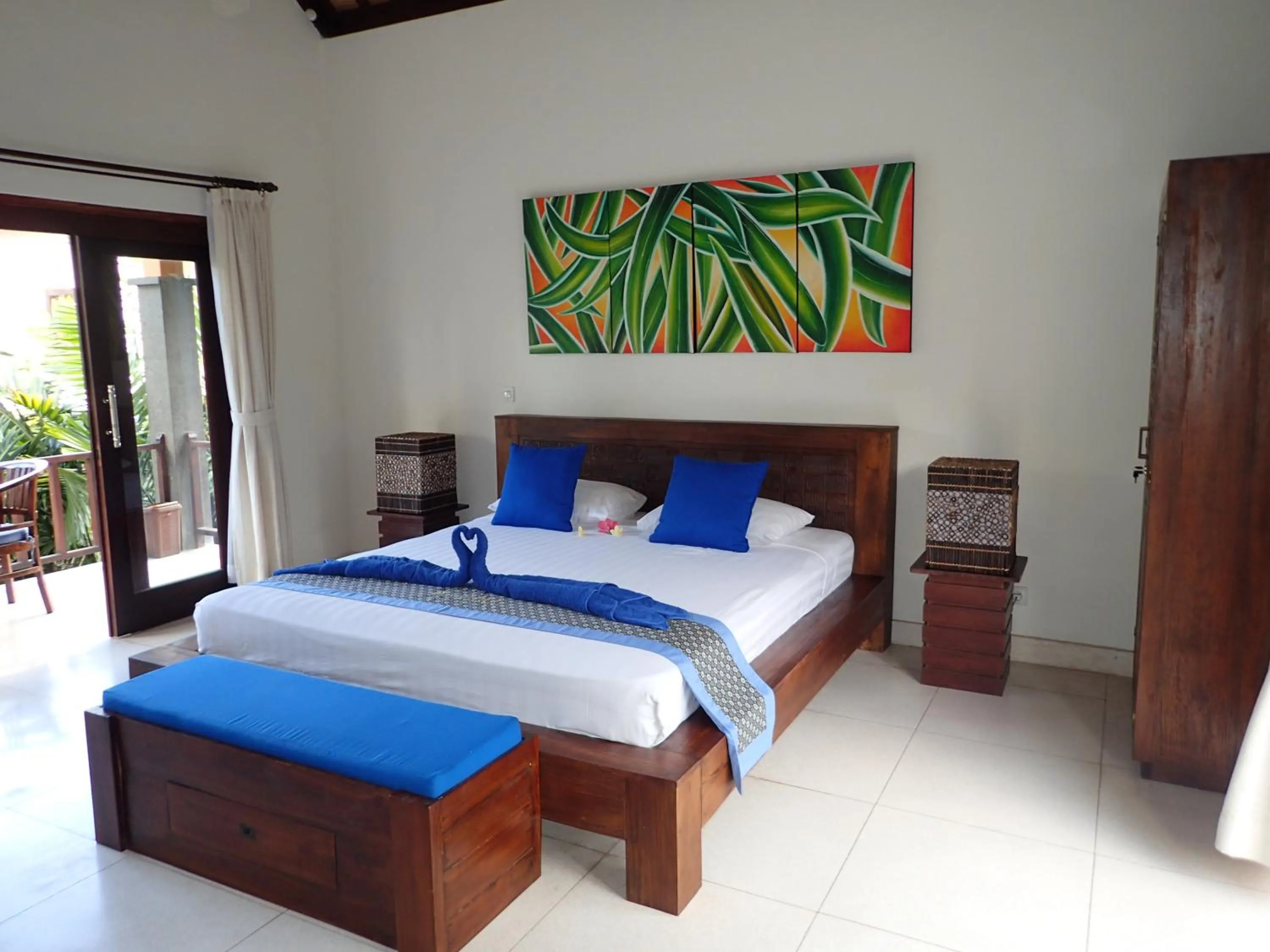 Bed in Alami Resort, Restaurant and Dive Center