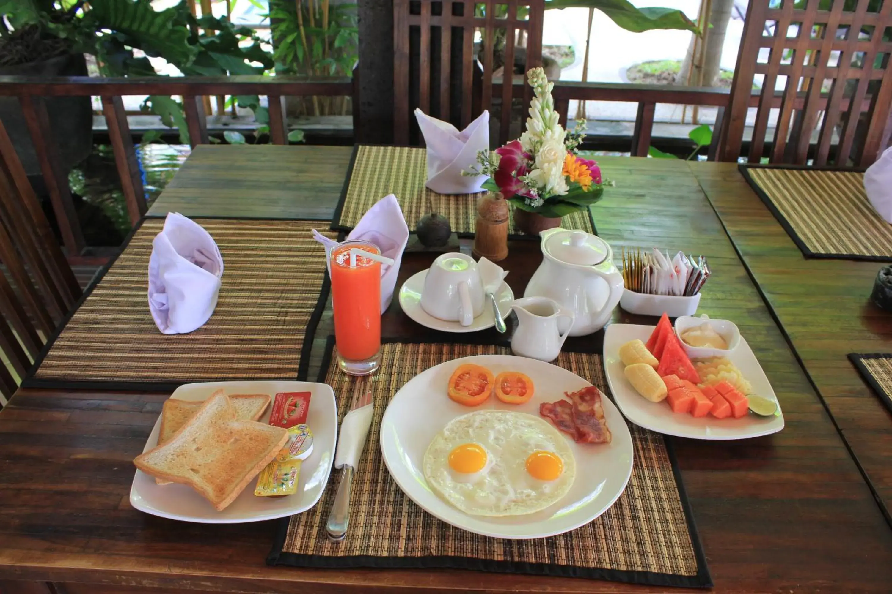 Food and drinks in Alami Resort, Restaurant and Dive Center Food and drinks in Alami Resort, Restaurant and Dive Center