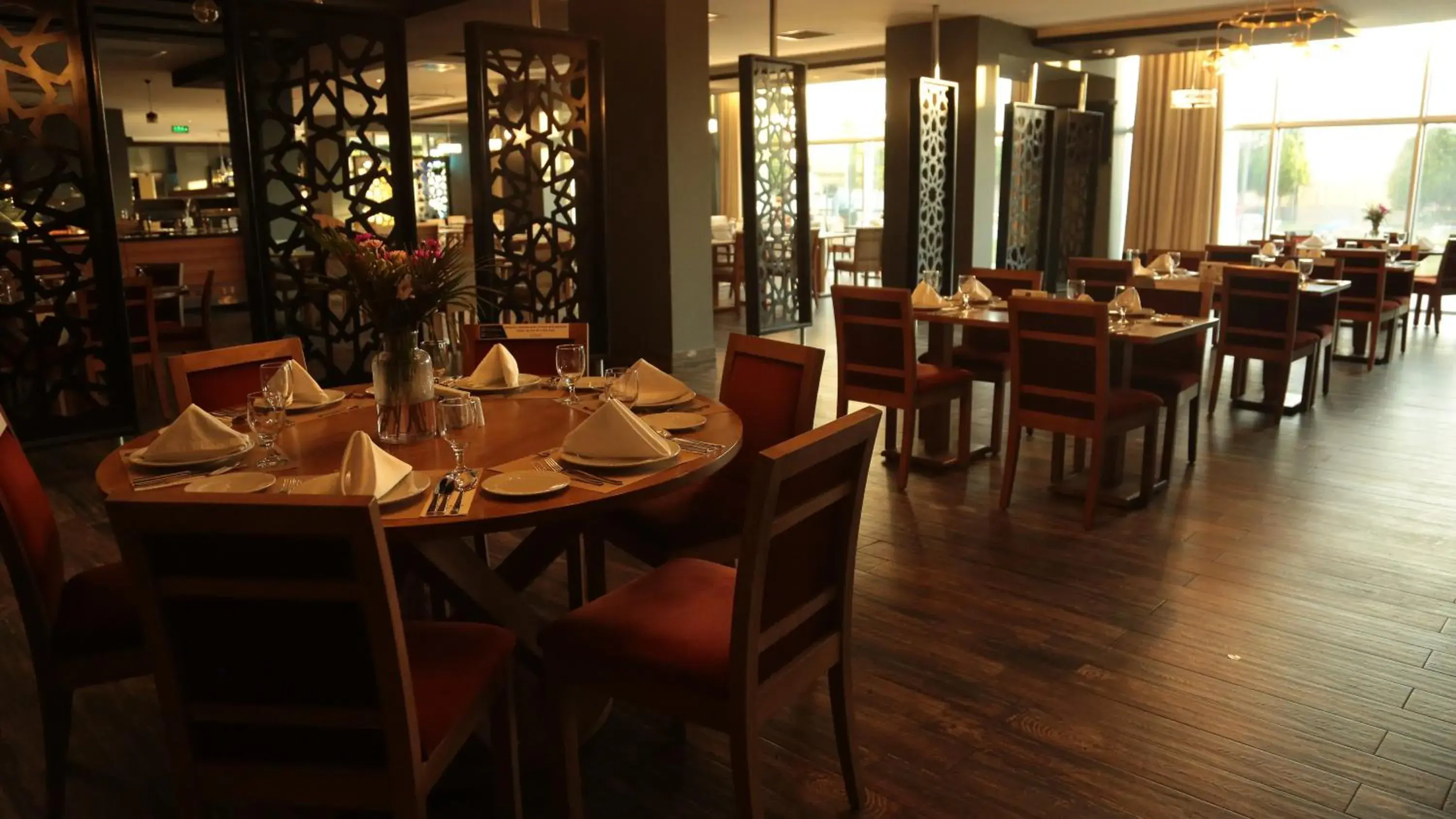 Restaurant/places to eat in Ramada By Wyndham Soma Restaurant/places to eat in Ramada By Wyndham Soma