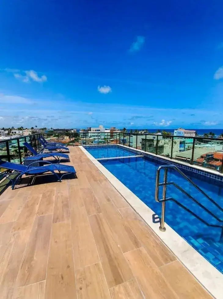 Flat com Rooftop à 100metros das Piscinas Naturais Flat com Rooftop à 100metros das Piscinas Naturais