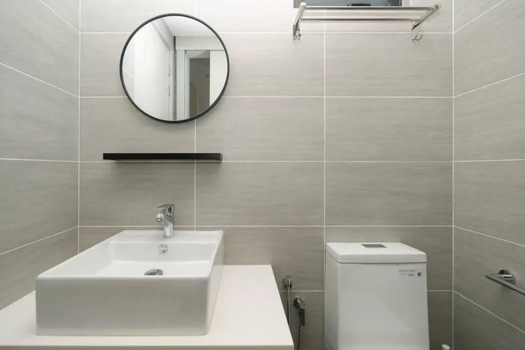 Bathroom in Cozy Skyline Retreat at Trion KL, Level 63