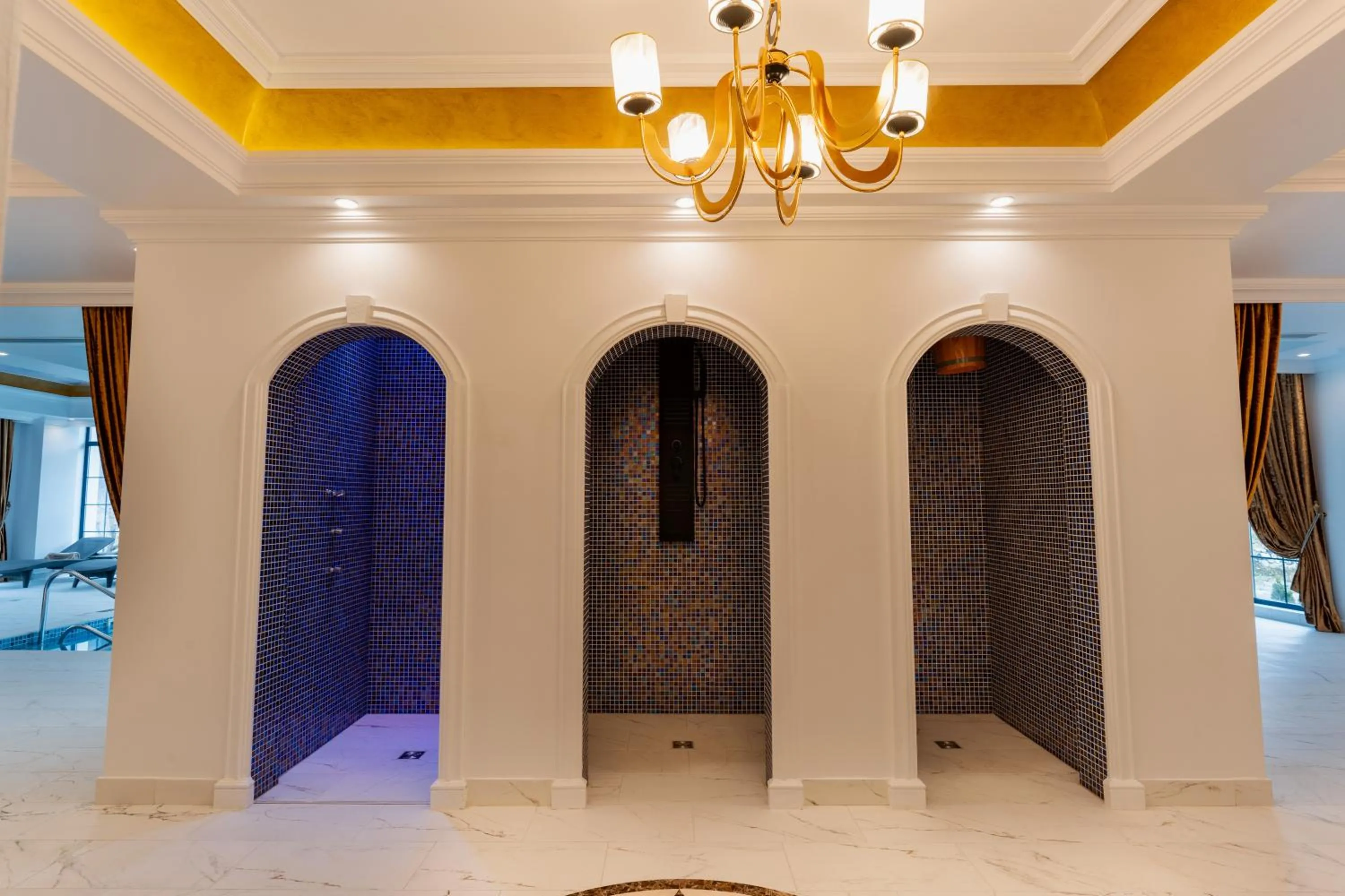 Spa and wellness centre/facilities in Hotel NOBLESSE Boutique&Spa