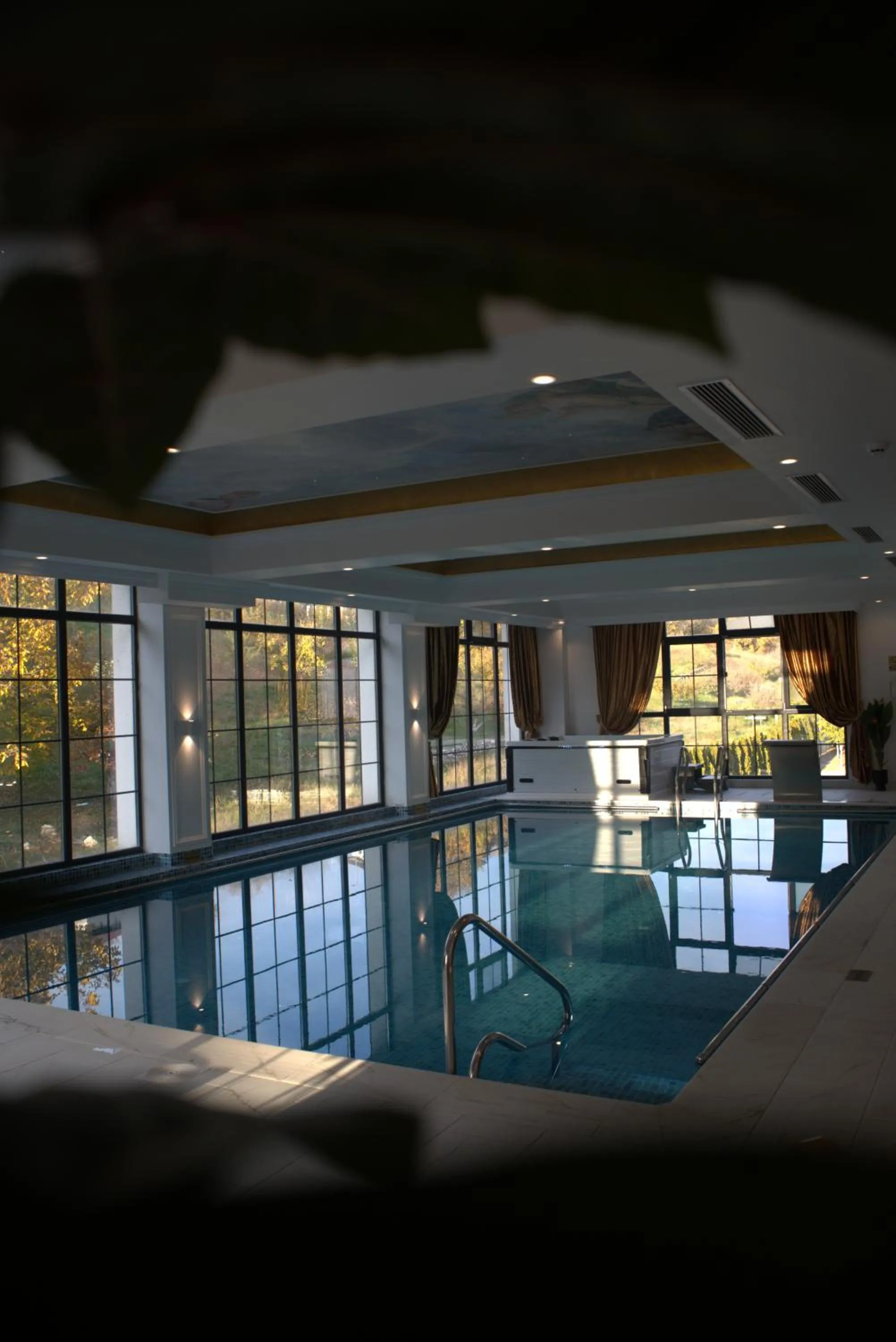 Swimming pool in Hotel NOBLESSE Boutique&Spa