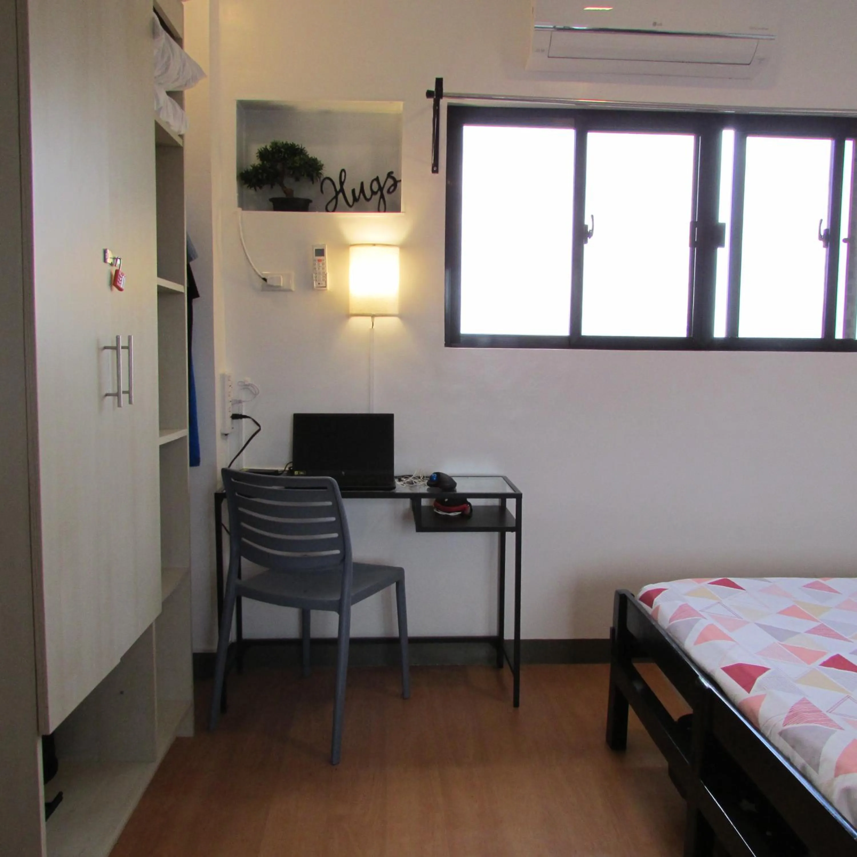 Bed in Casa Devino - Discover the Perfect Condo Getaway in Luxury, Netflix, Free Parking