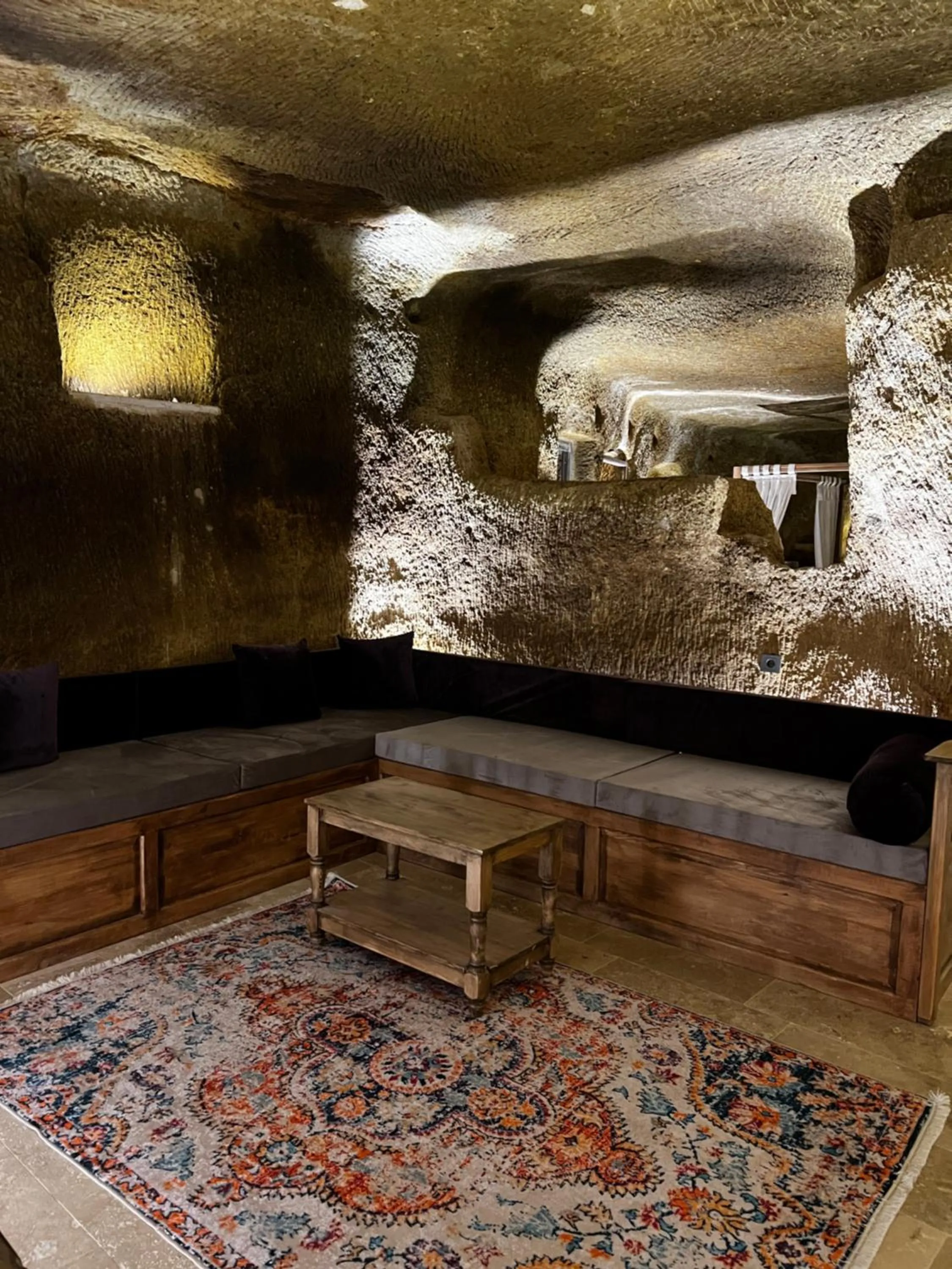 Living room in Chakra Special Caves