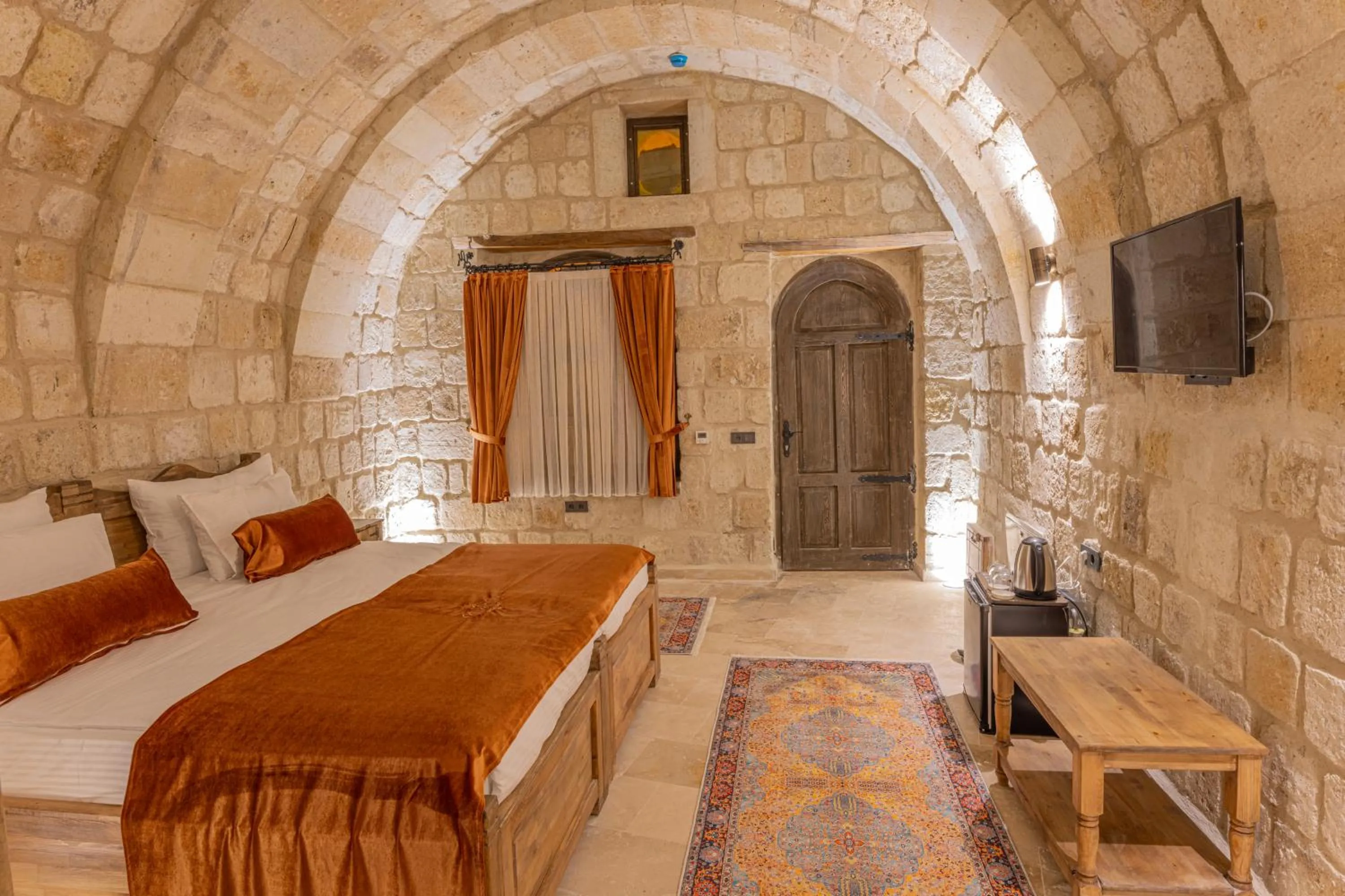 Bed in Chakra Special Caves