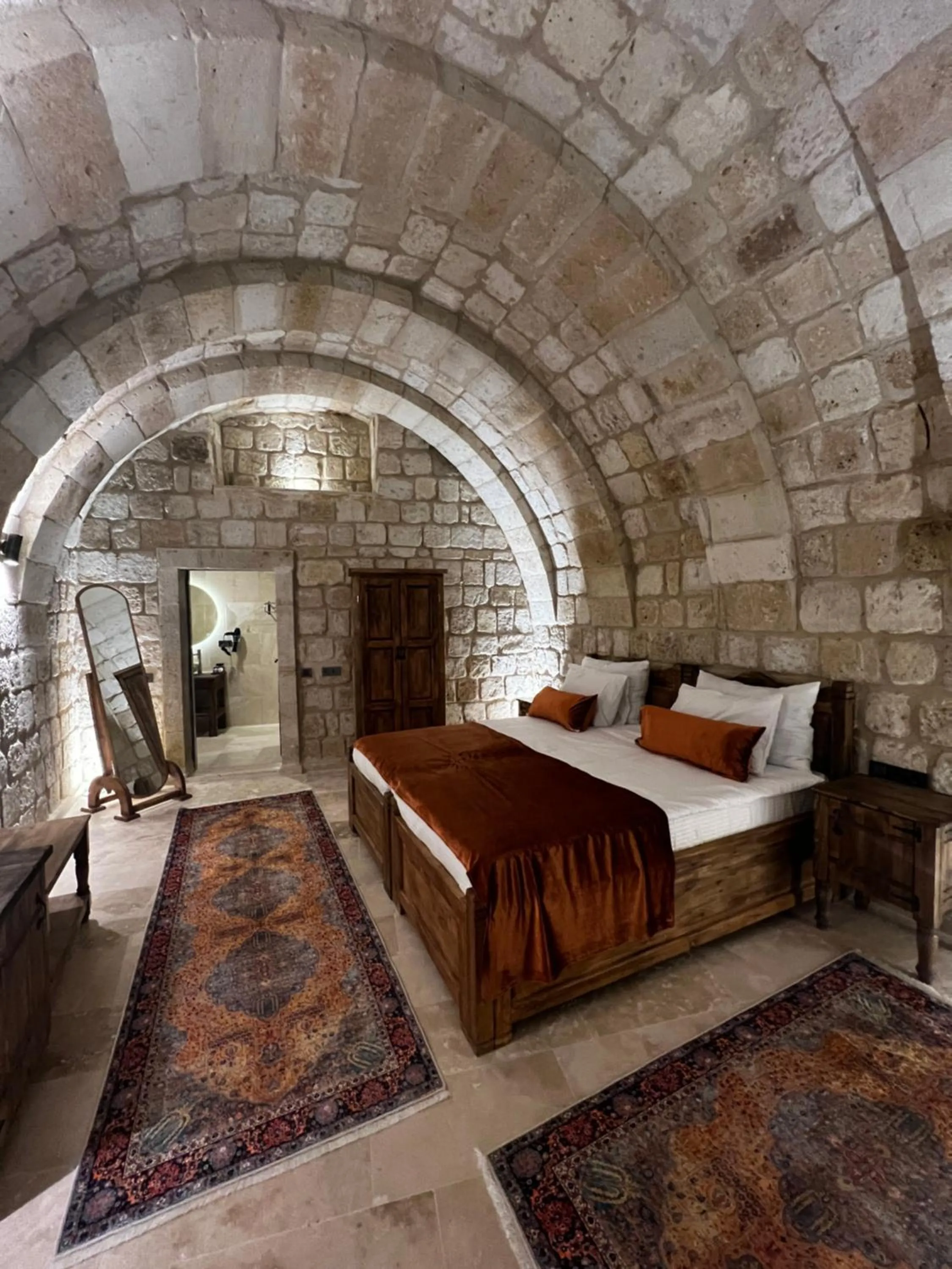 Bedroom, Bed in Chakra Special Caves
